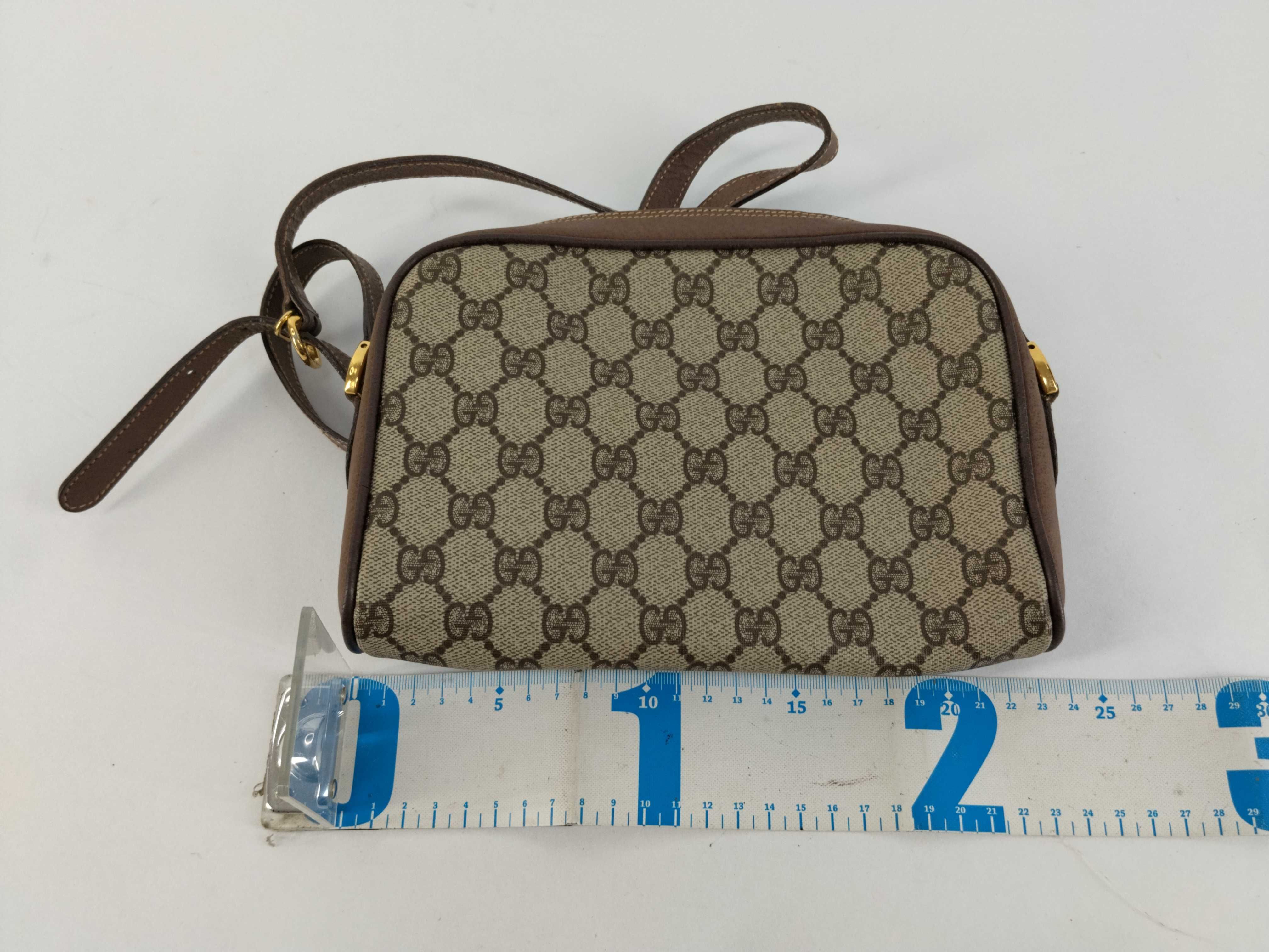 GG Supreme Shoulder Bag GUCCI001-58-6594 — view 2
