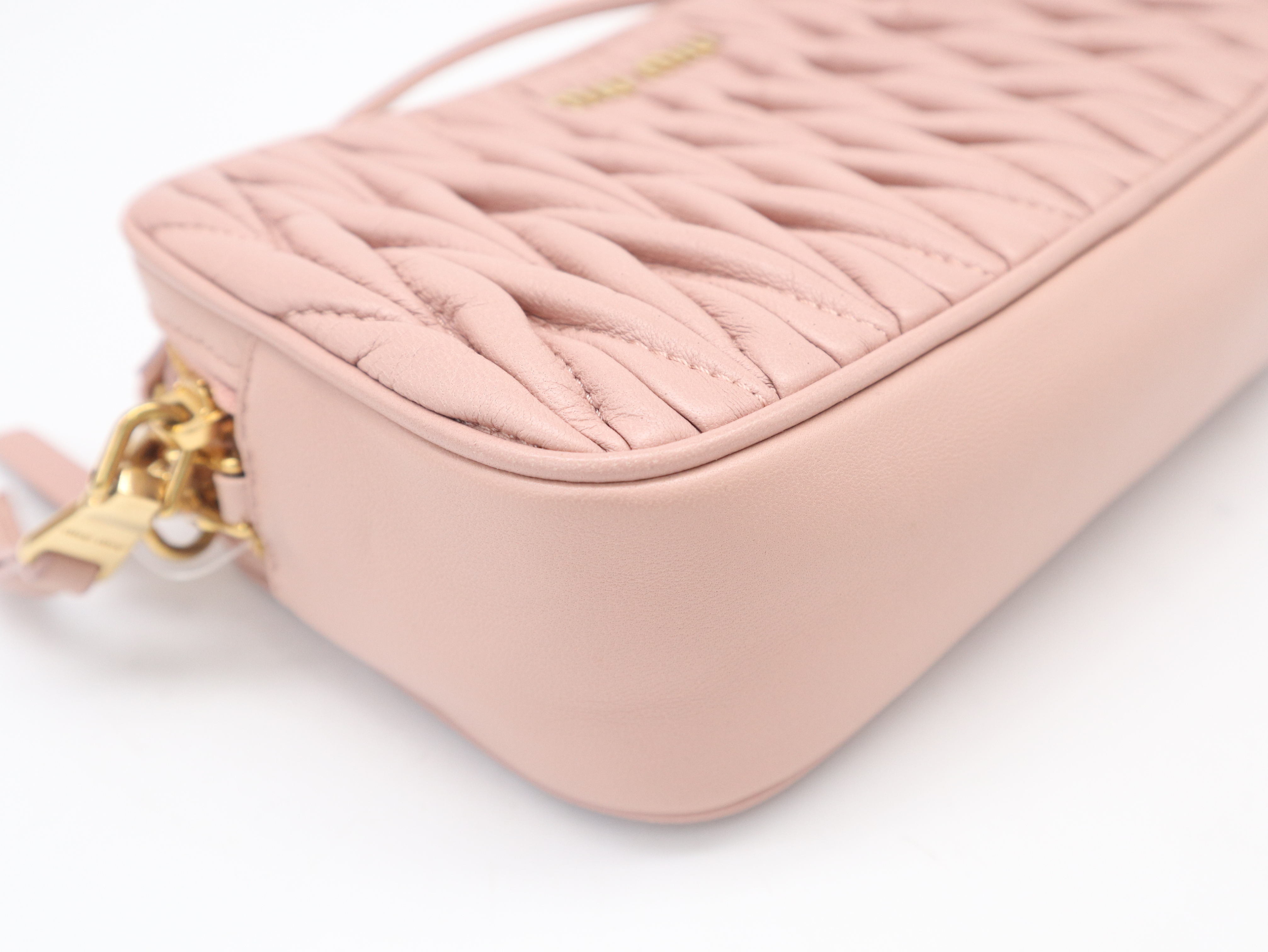 5NF011 Matelassé Leather Pink Shoulder Bag with Box — view 7