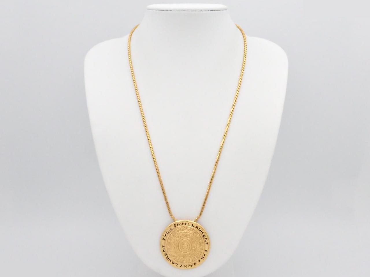 Other lines: Precious metals, necklaces, pendants — view 3