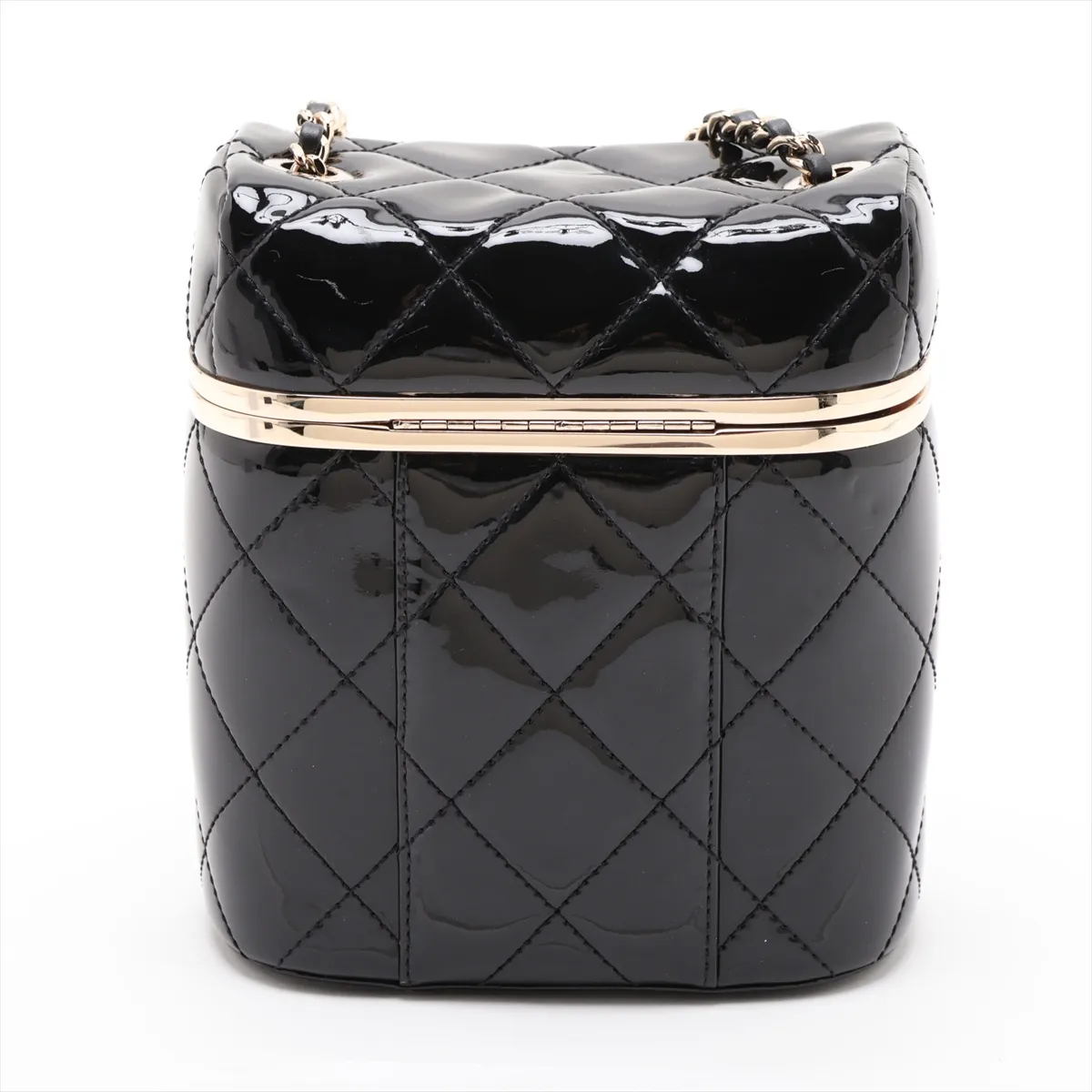 Matelassé Patent Leather Chain Shoulder Bag Vanity Case Black Gold Hardware AH48CXKH Random Plate — view 2