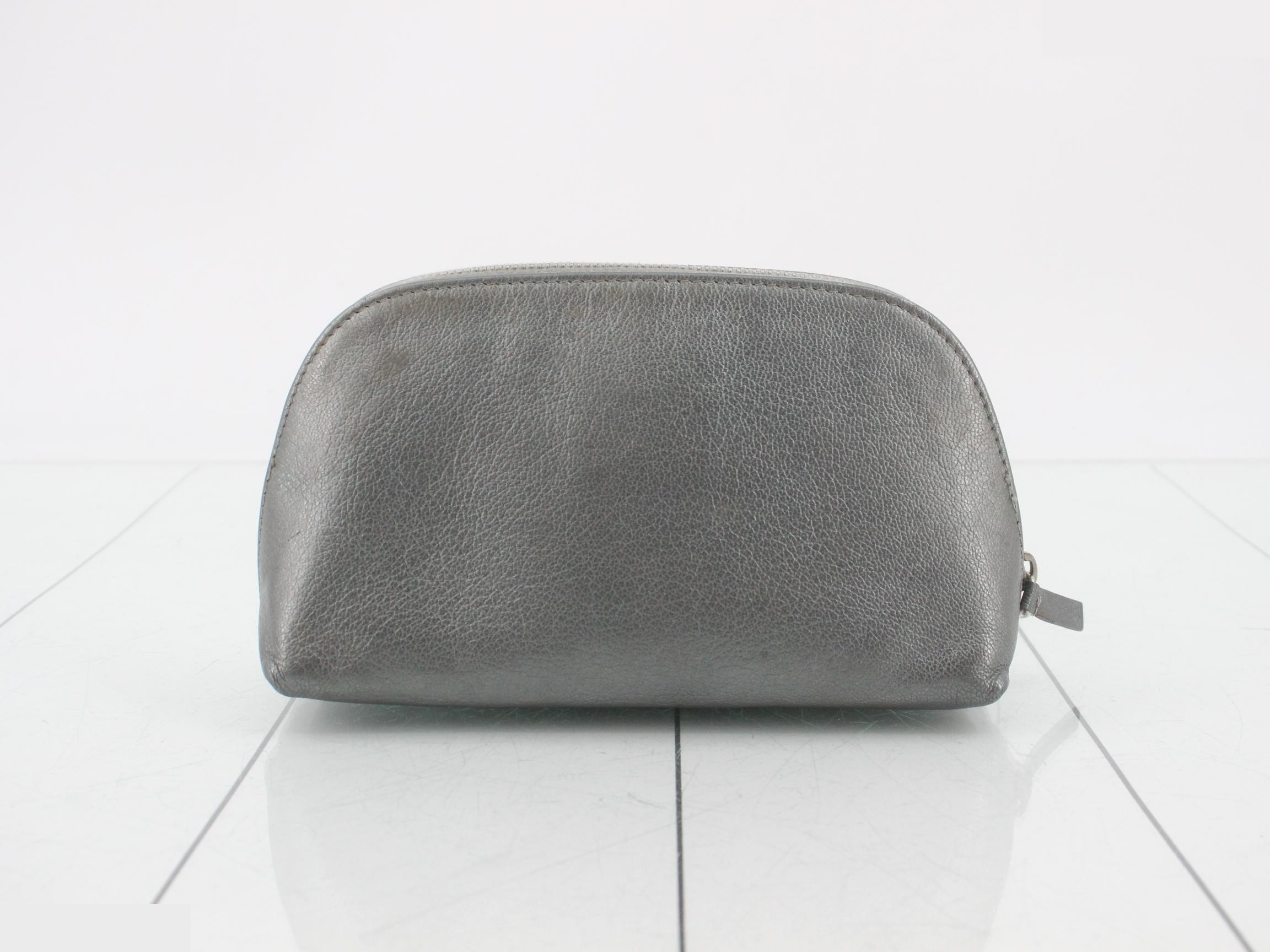 pouch — view 2