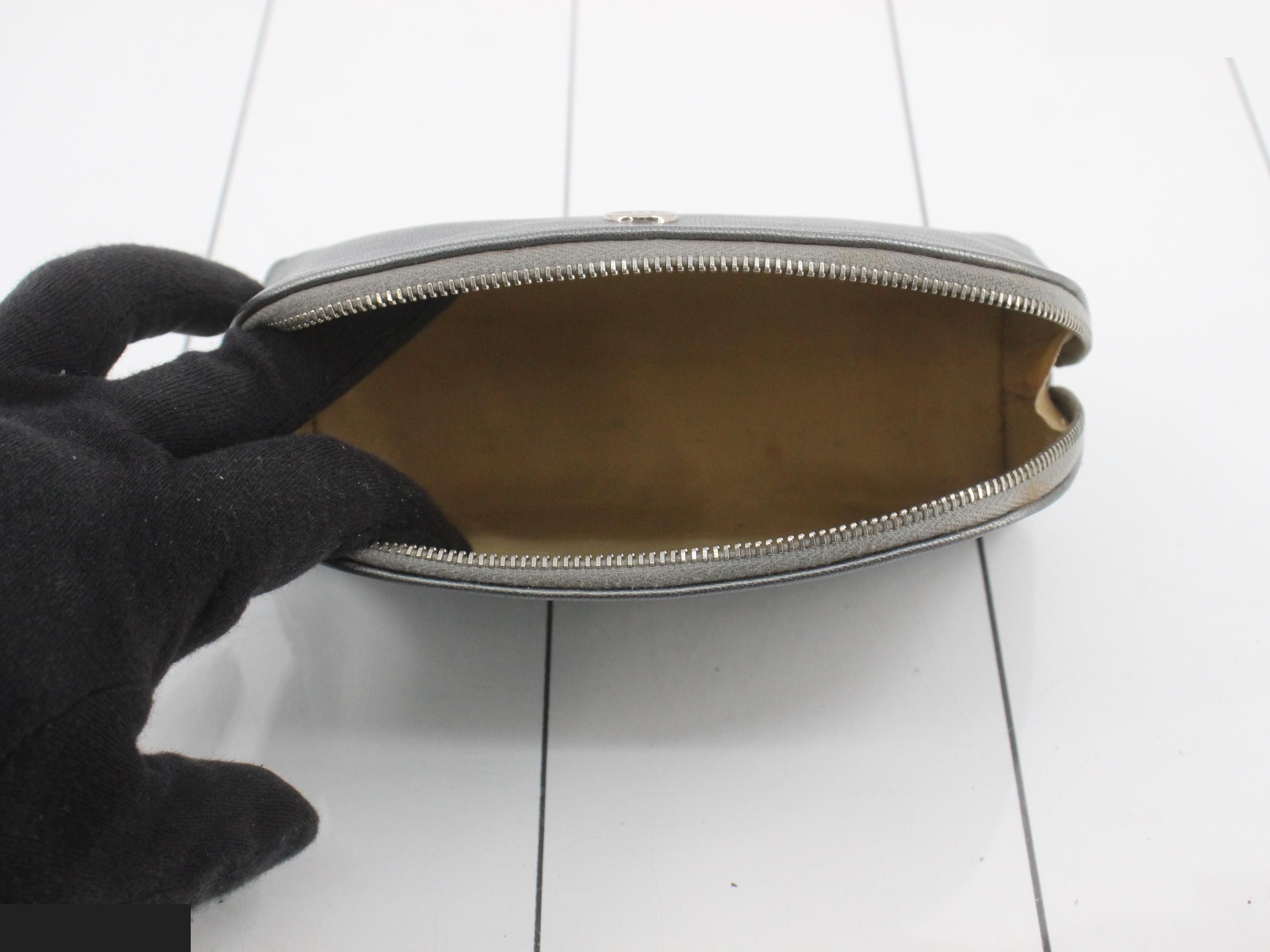 pouch — view 4