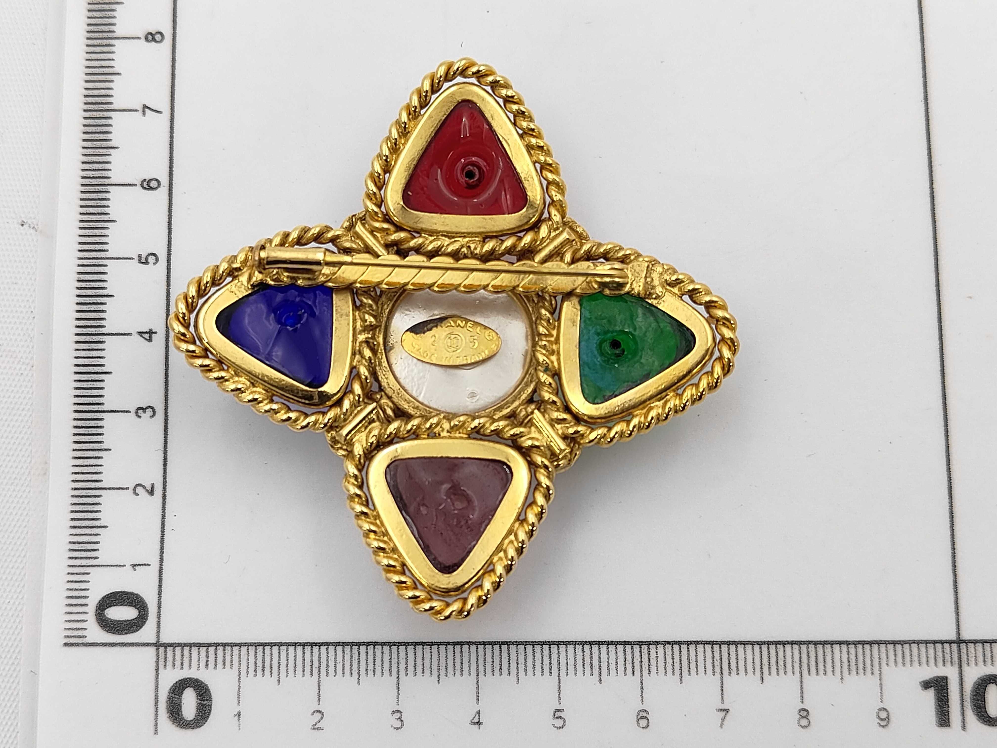 Gripoix Vintage Brooch Gold Brooch — view 5