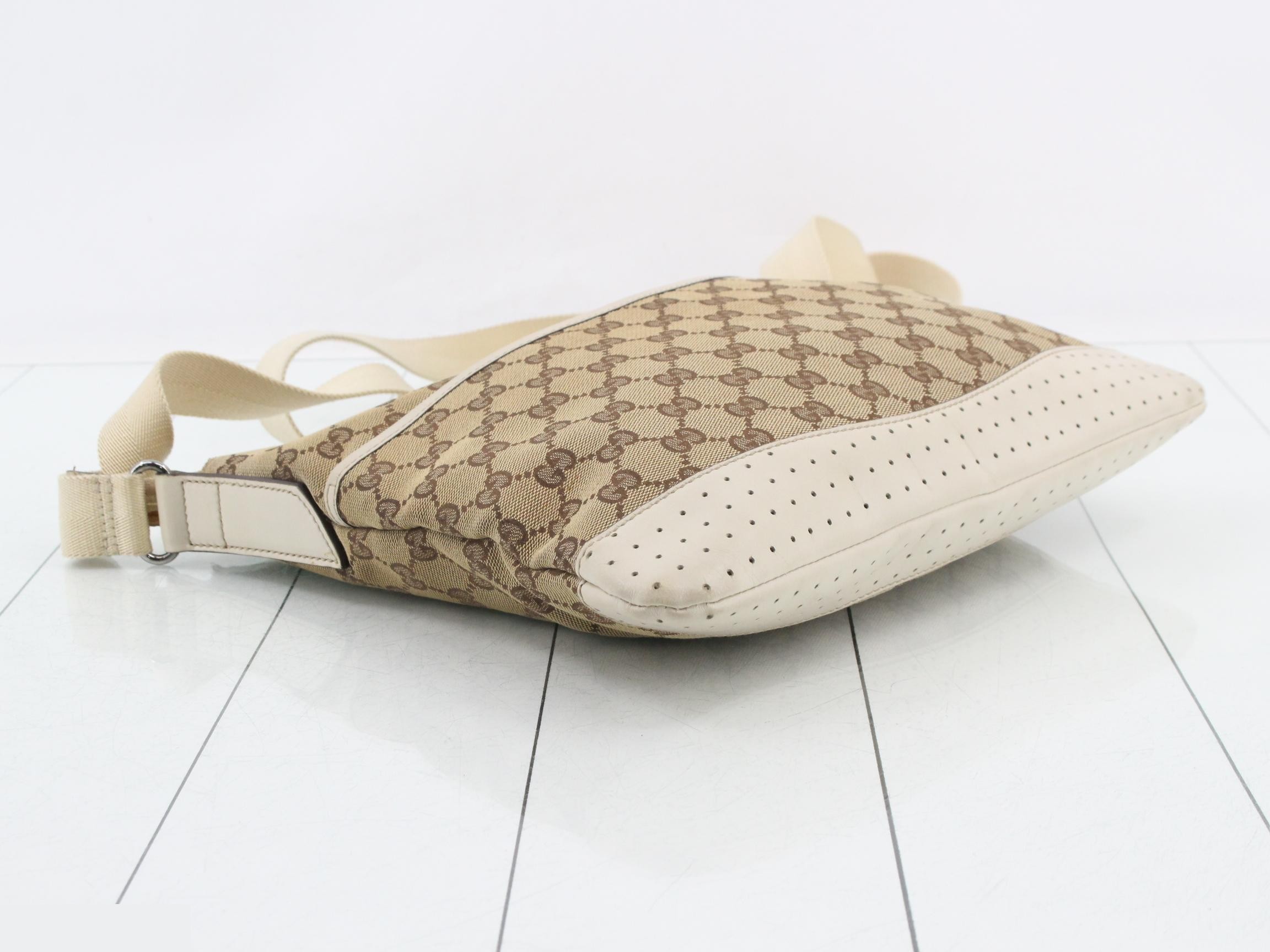 GG Canvas (Bag) - Shoulder Bag — view 5