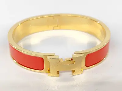 Red GP Hardware Click H Bracelet/Bangle