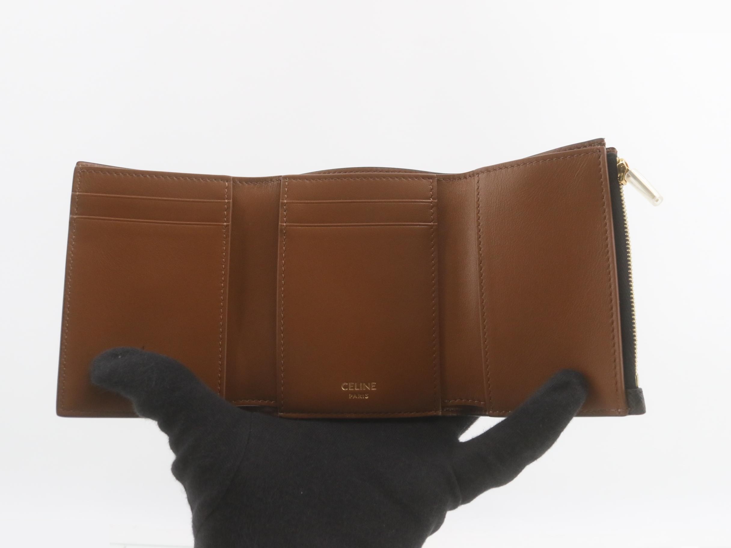 Triomphe Compact Wallet, with protective seal, unused, black/brown — view 4