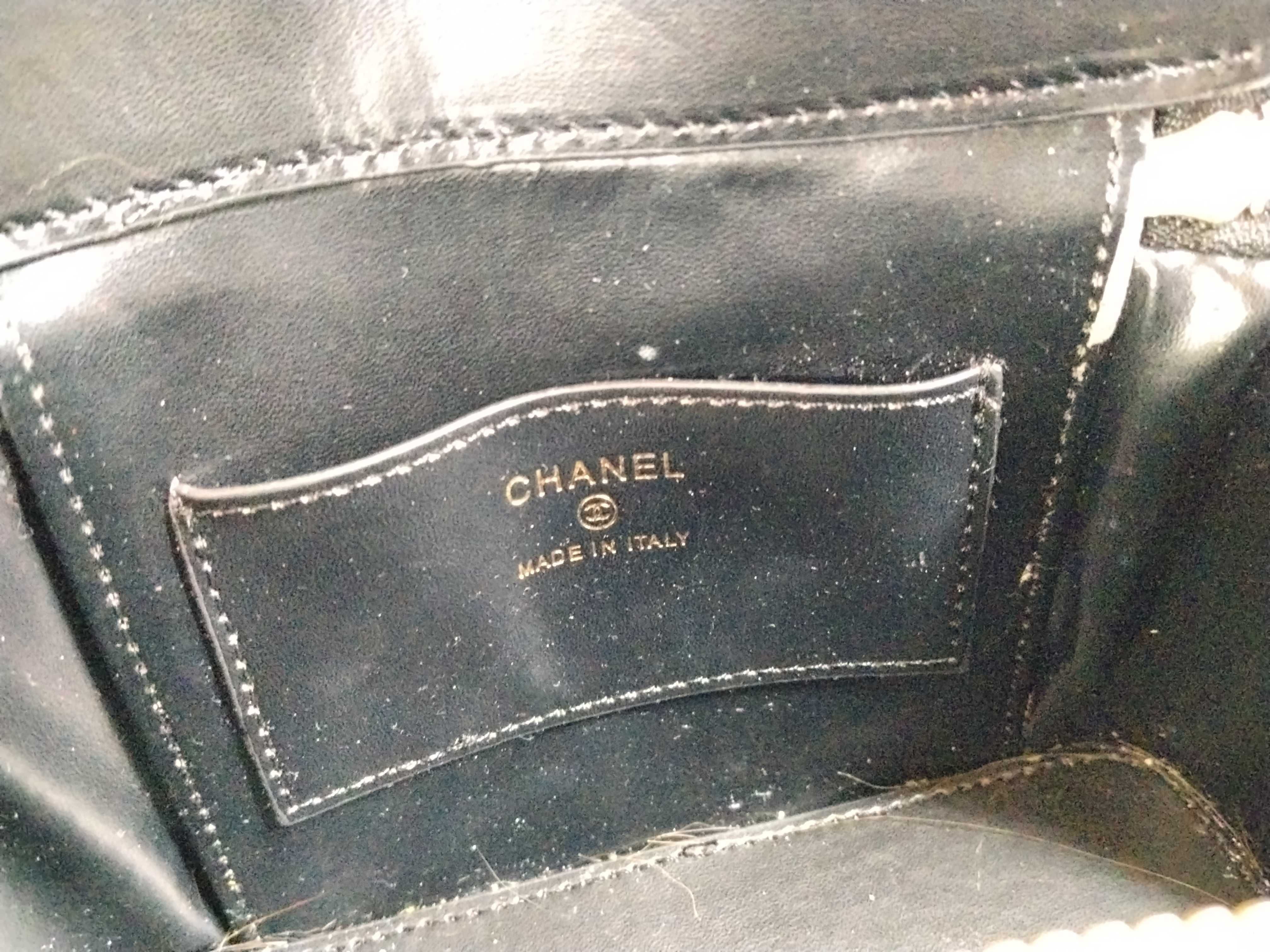 Chain Vanity - Vanity Bag — view 14