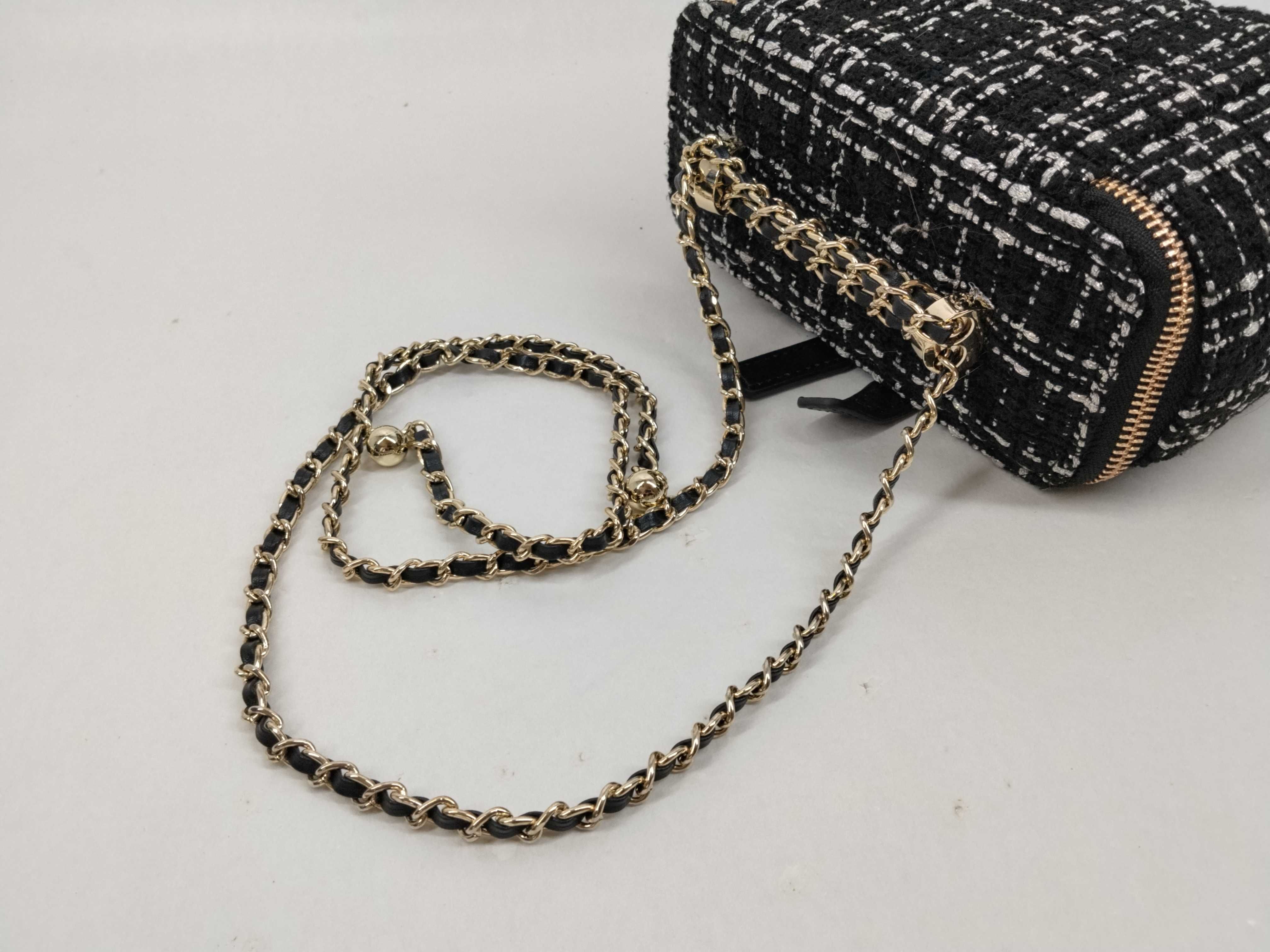 Chain Vanity - Vanity Bag — view 5