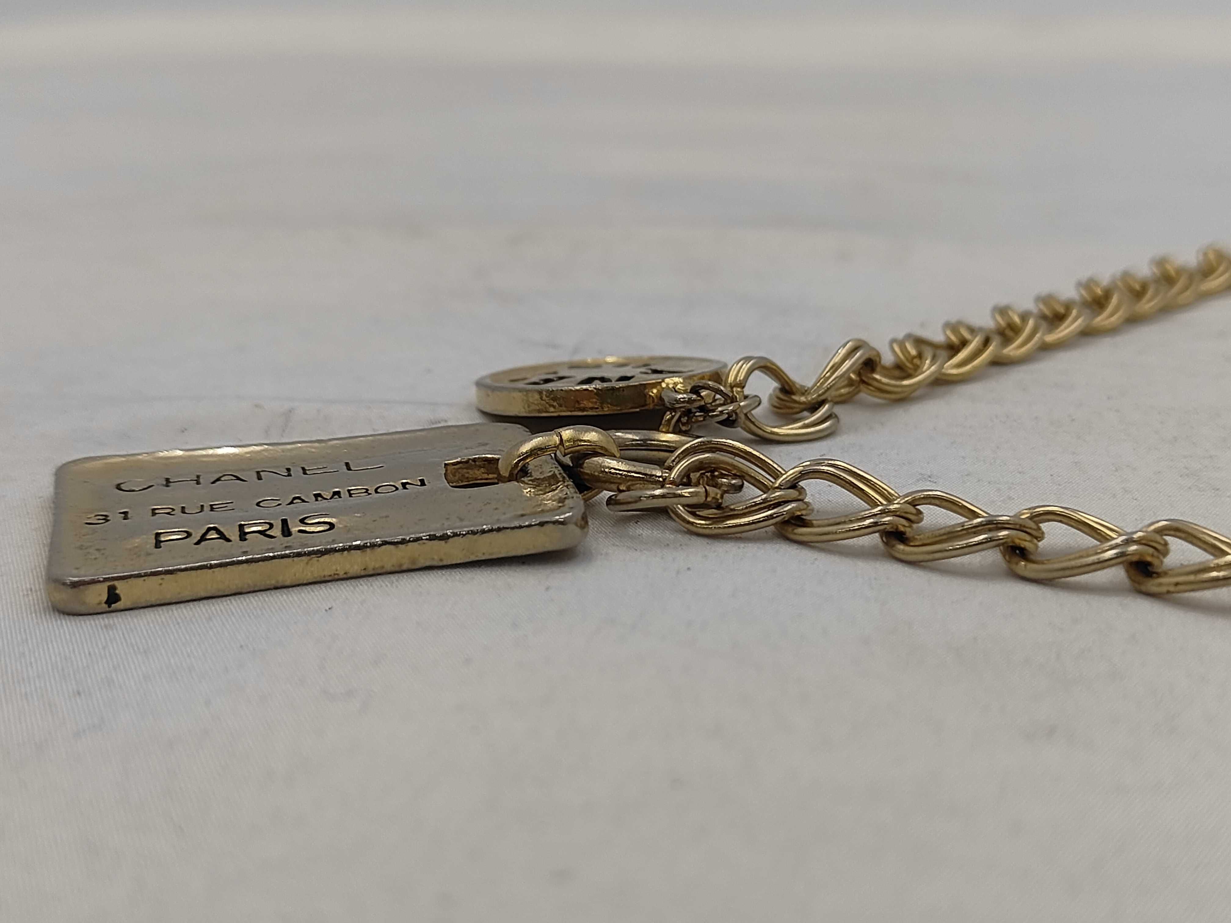 necklace — view 2