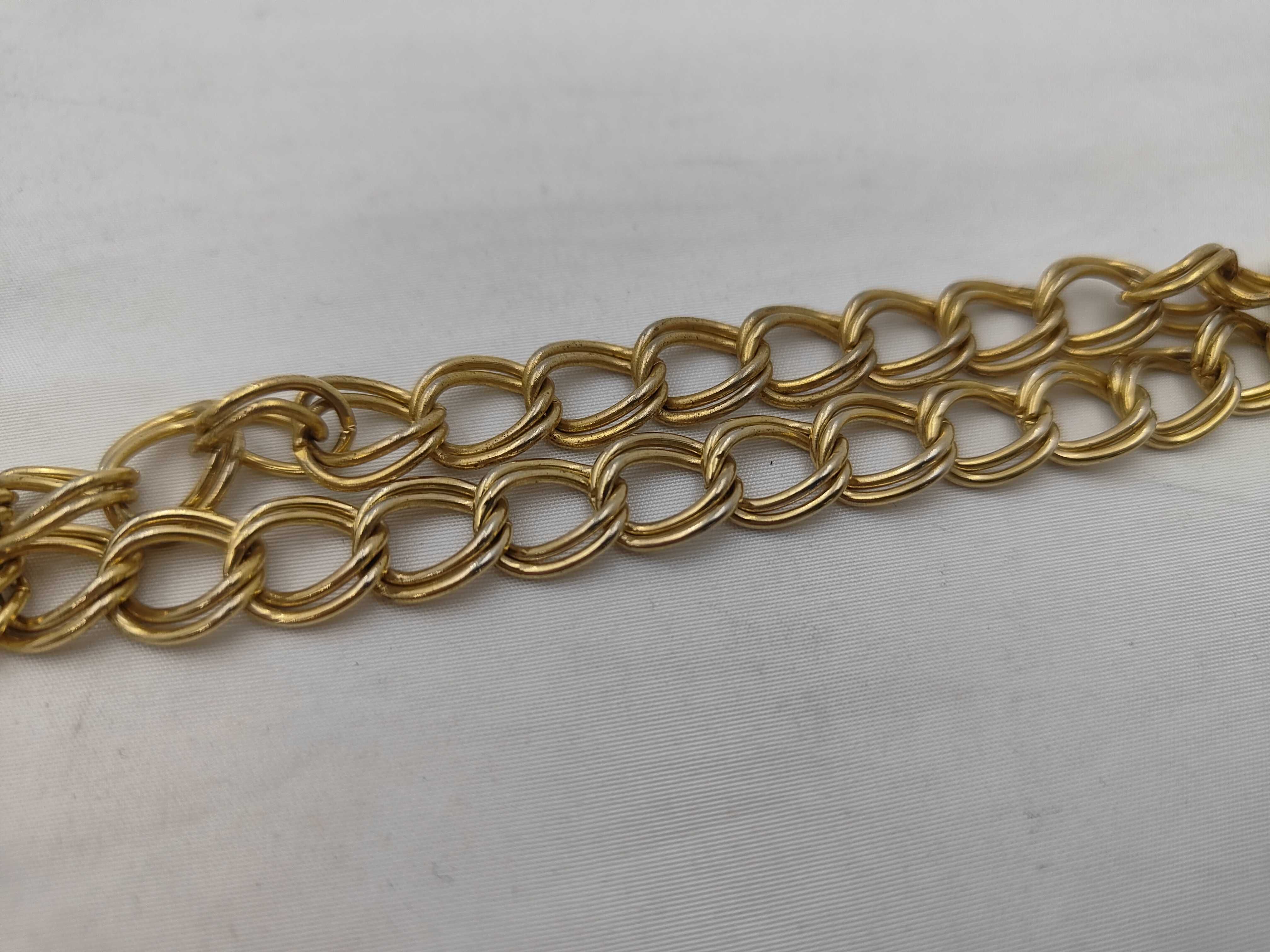 necklace — view 3