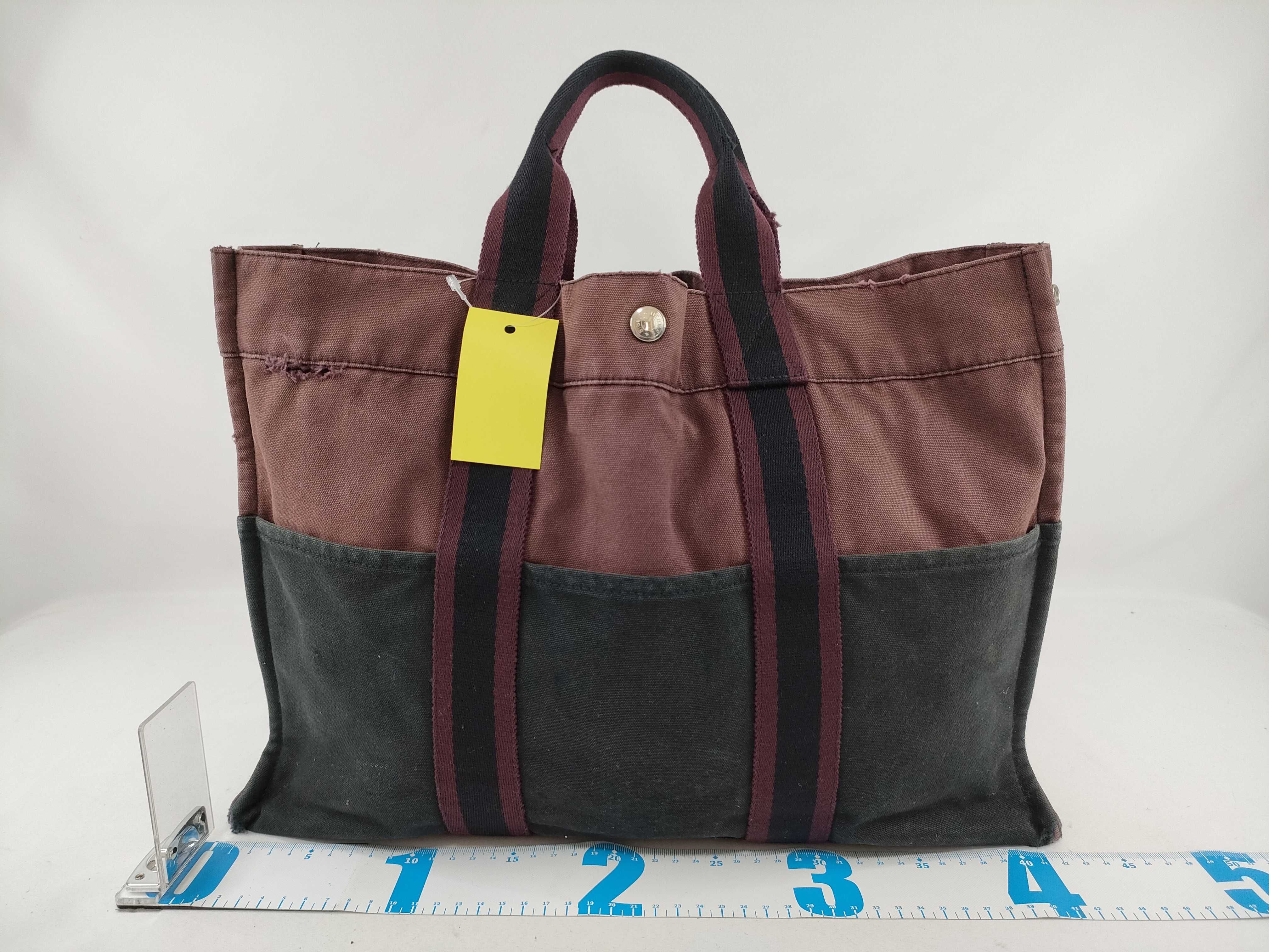 Fourre-Tout MM Canvas Handbag — view 2