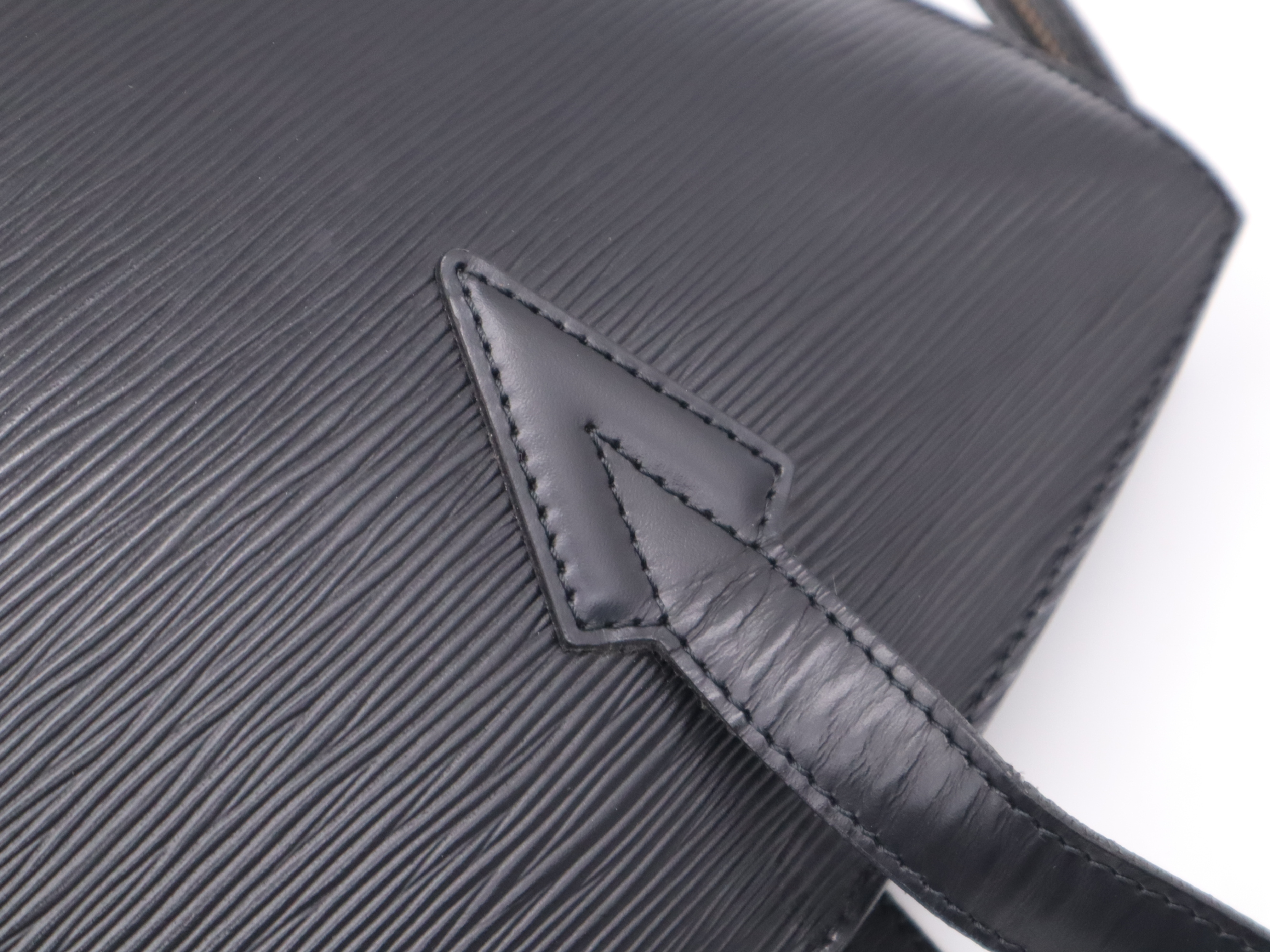 M52262 Epi Saint Jacques Shopping Noir Shoulder Bag — view 8