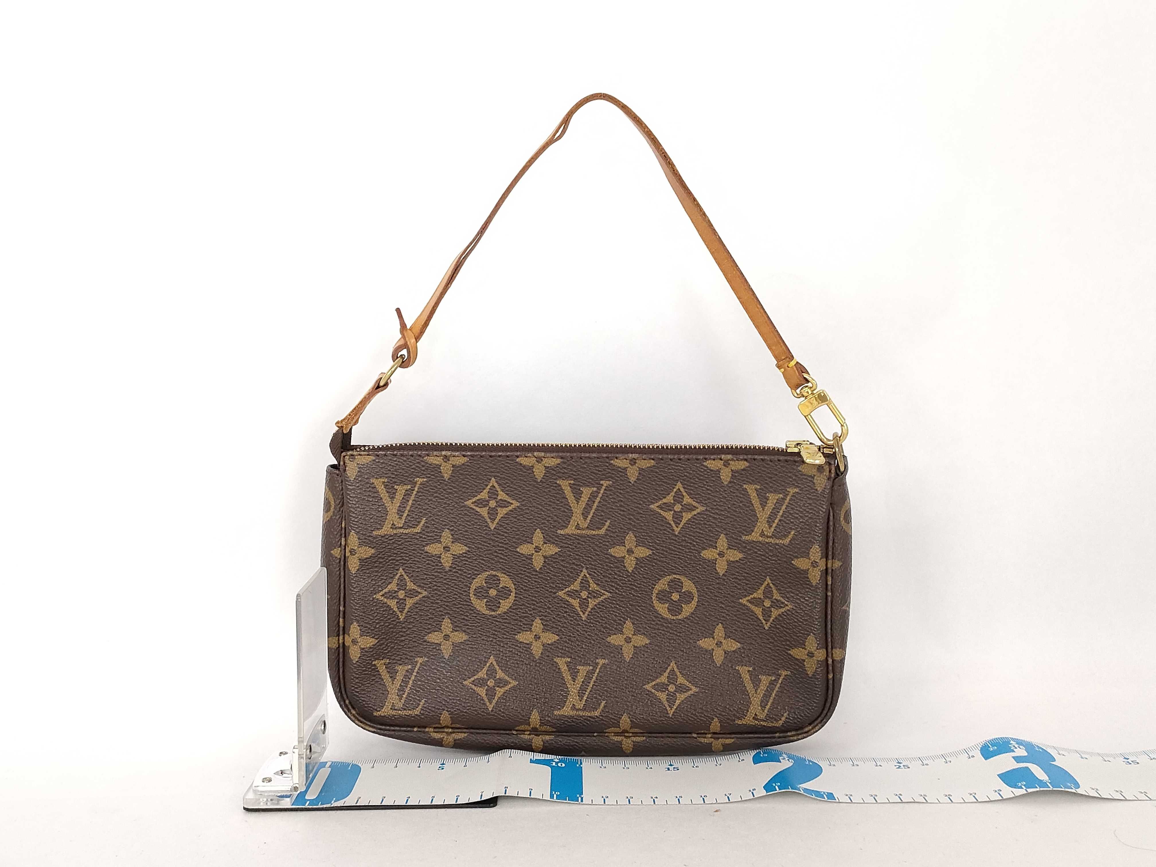 Monogram LV Pochette Accessoires M51980 Pouch — view 2