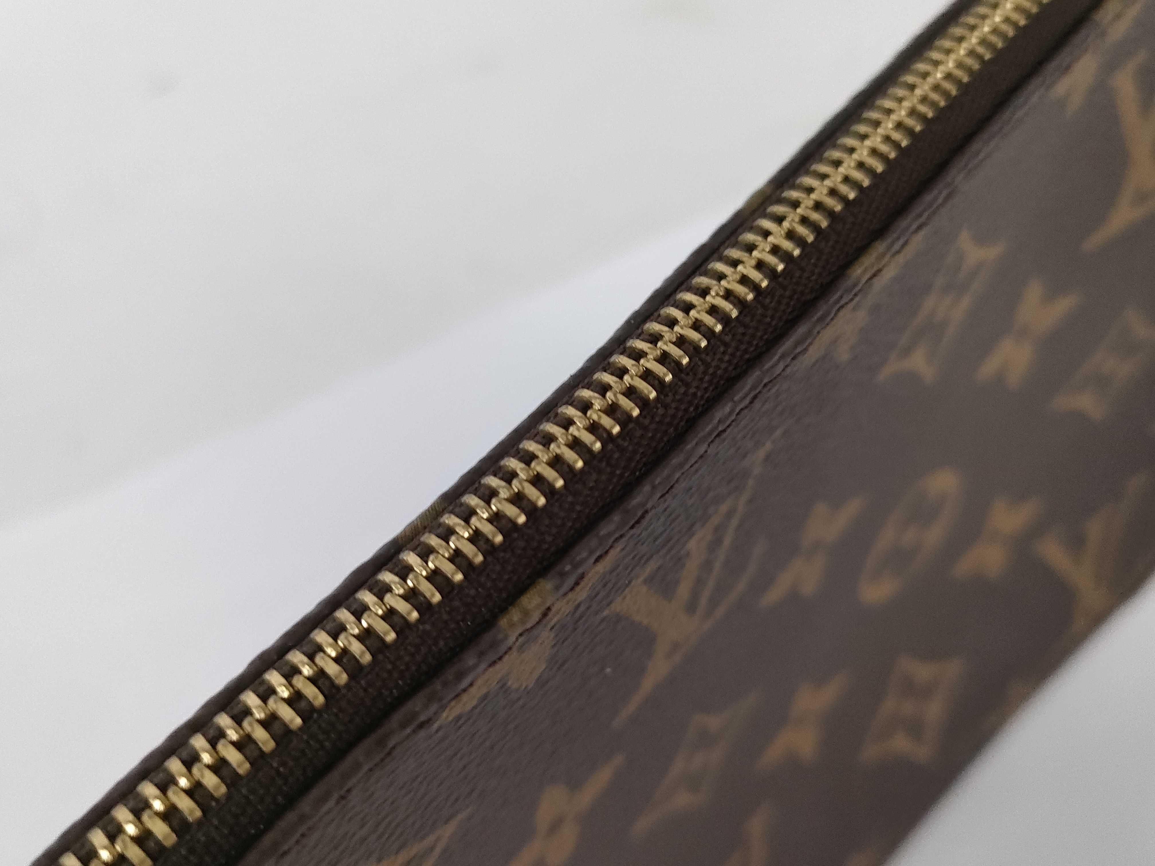 Monogram LV Pochette Accessoires M51980 Pouch — view 8