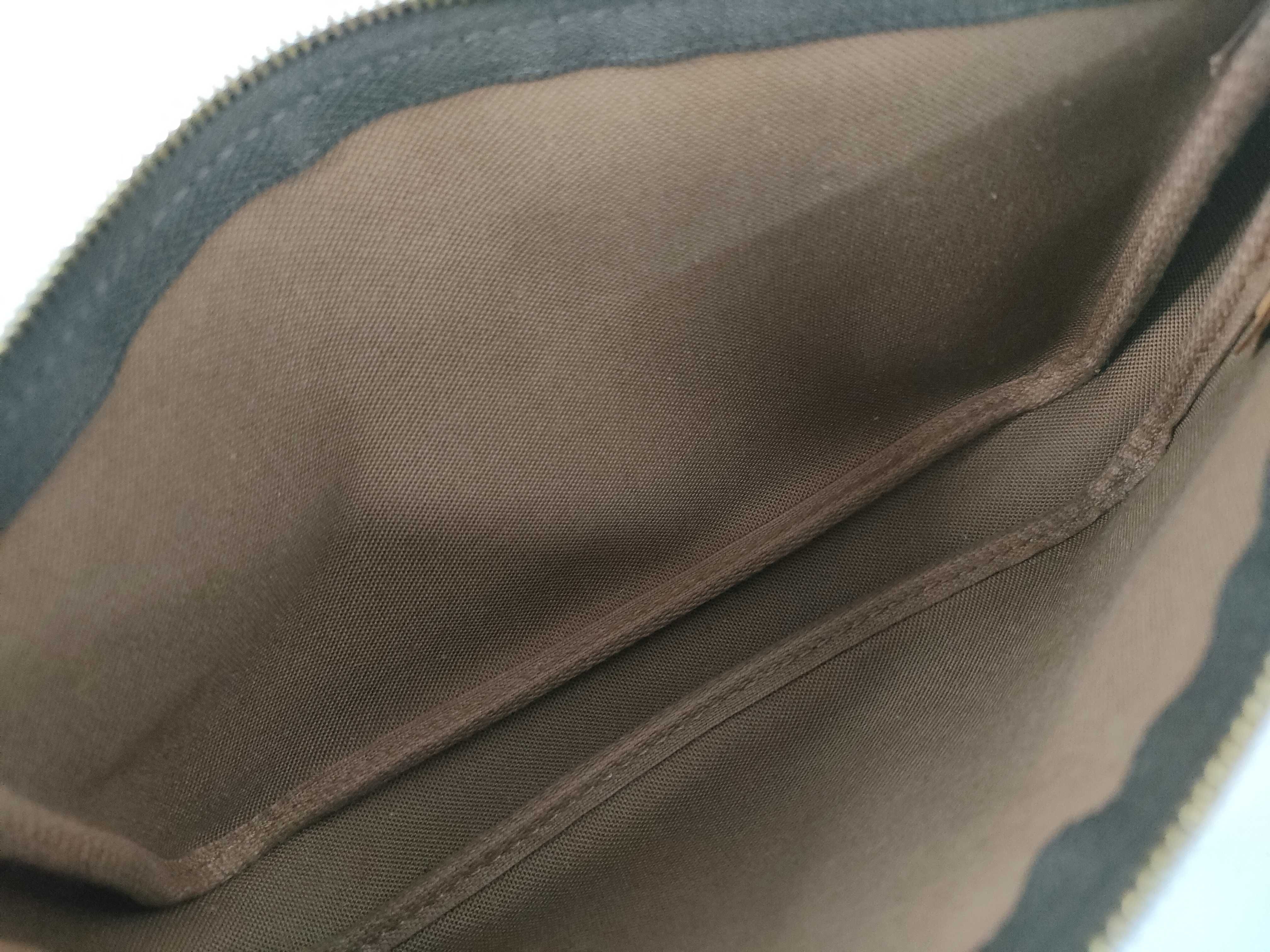 Monogram LV Pochette Accessoires M51980 Pouch — view 9