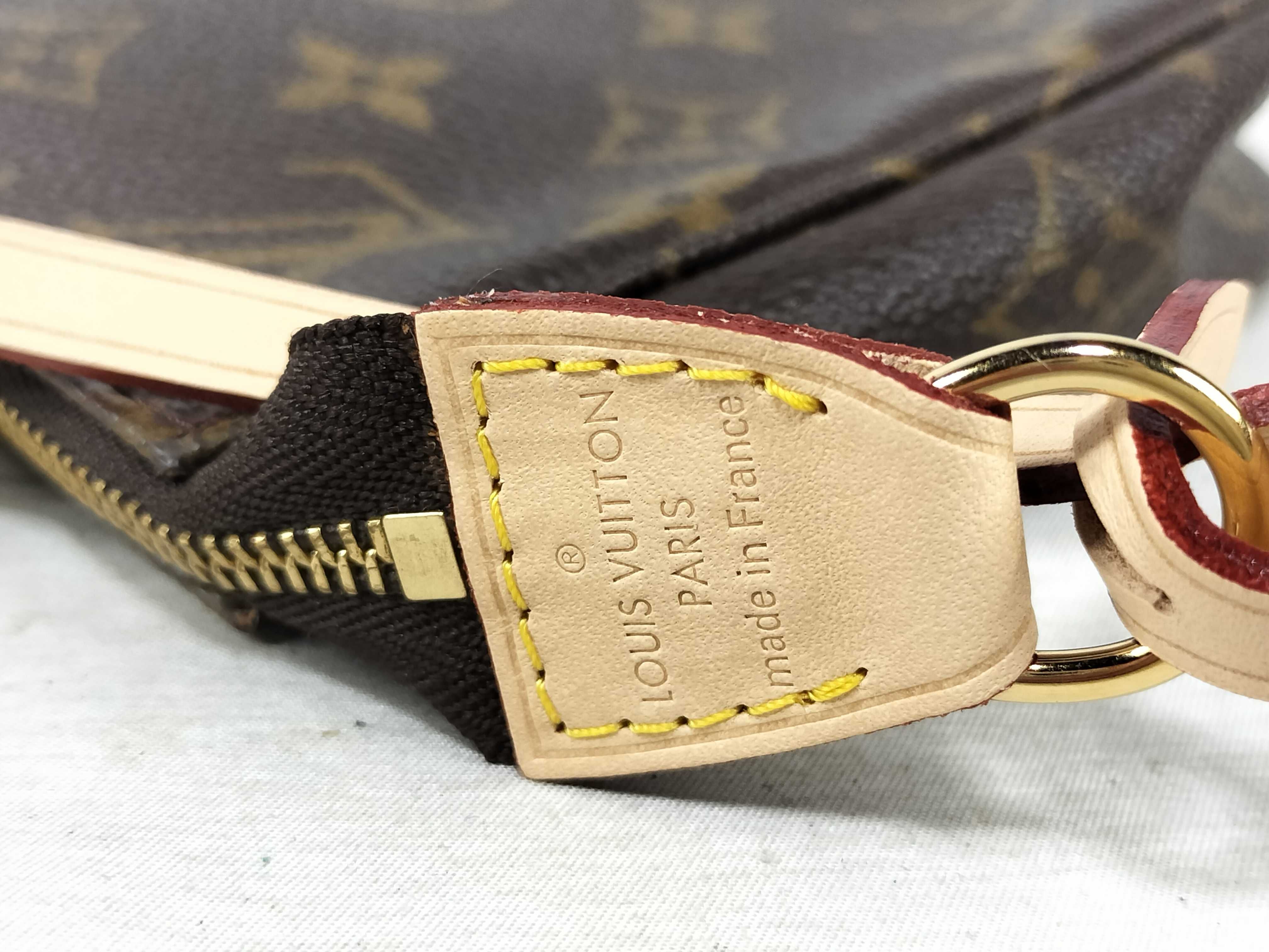 Monogram LV Pochette Accessoires Handbag — view 11