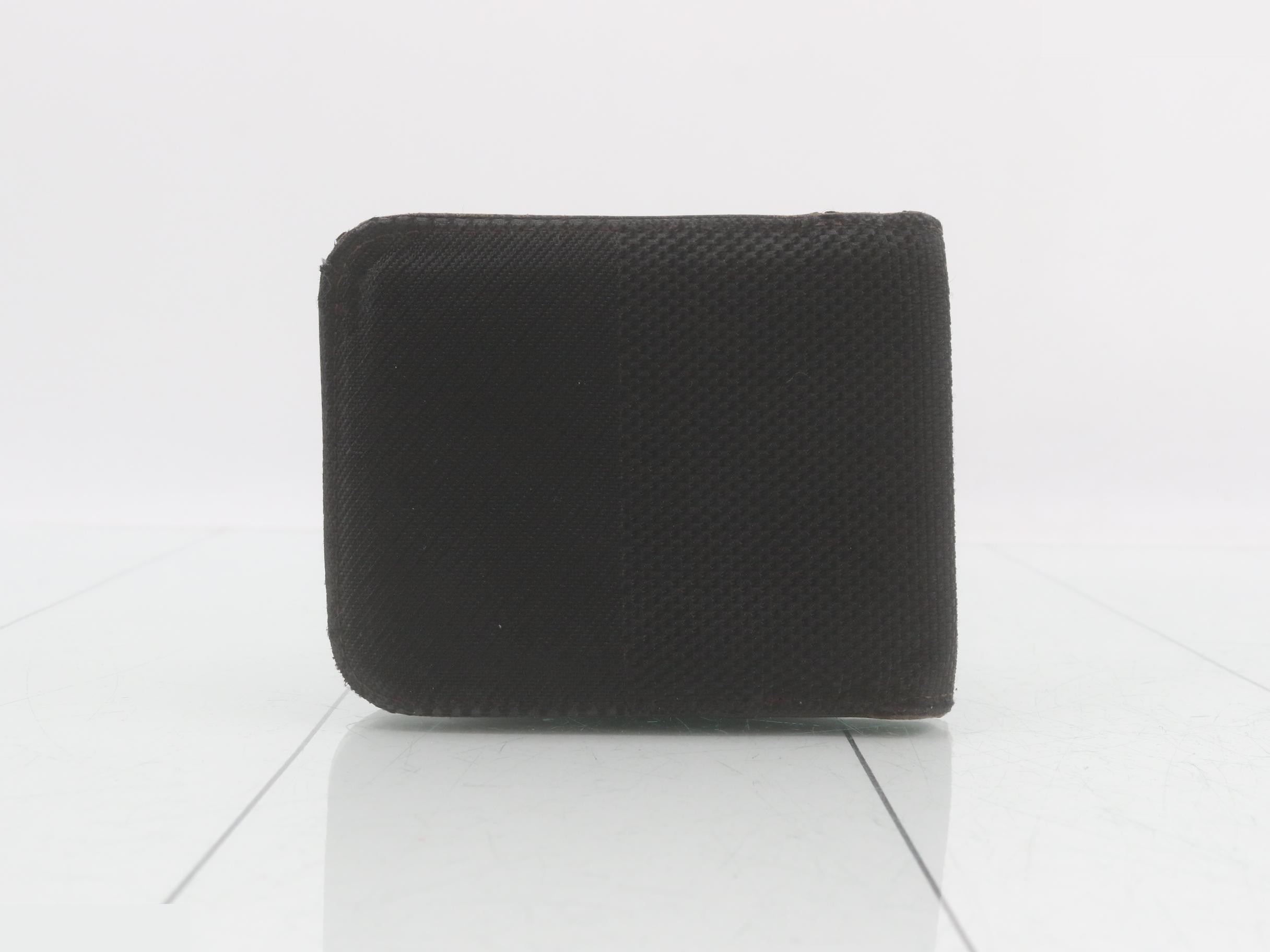 folding wallet — view 2