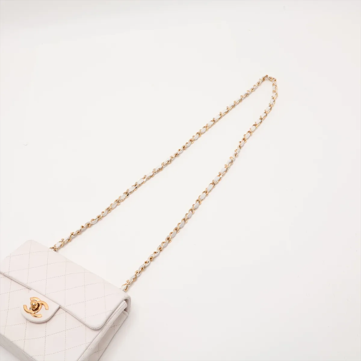 Mini Matelassé 17 Lambskin Single Flap Single Chain Bag, White with Gold Hardware, 0606091, Serial Number 0-series, A01115 — view 5