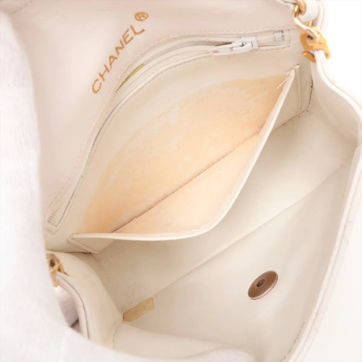 Mini Matelassé 17 Lambskin Single Flap Single Chain Bag, White with Gold Hardware, 0606091, Serial Number 0-series, A01115 — view 7