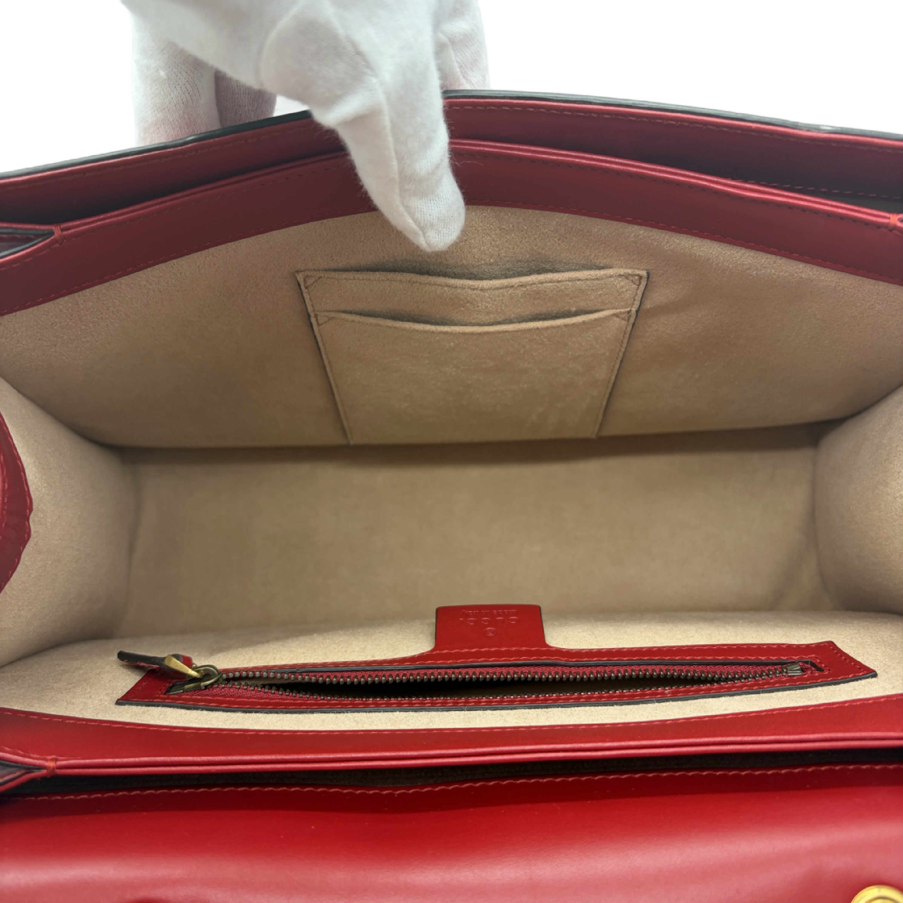 Queen Margaret Bee Top Handle Bag Handbag — view 13
