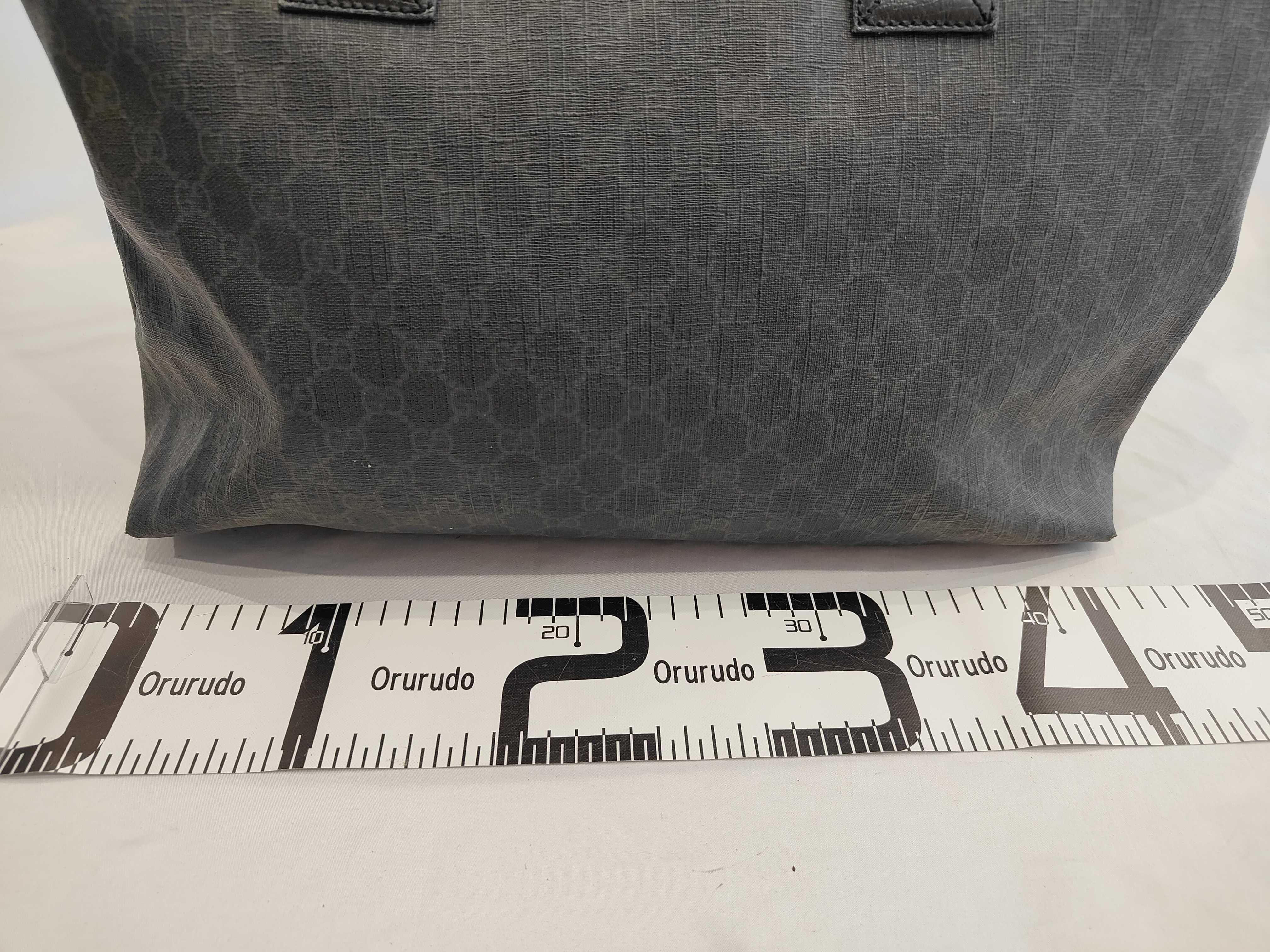GG Supreme 162785 Shoulder Bag — view 2