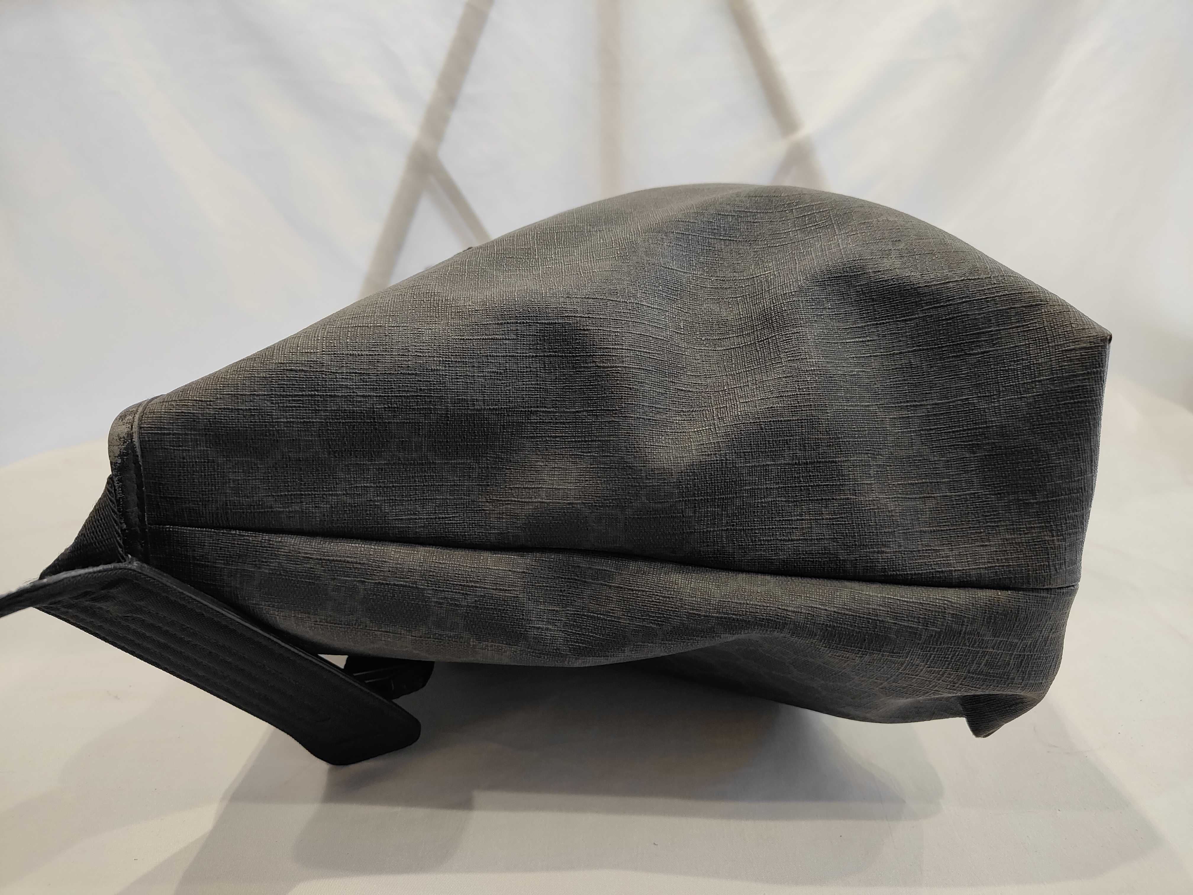 GG Supreme 162785 Shoulder Bag — view 6