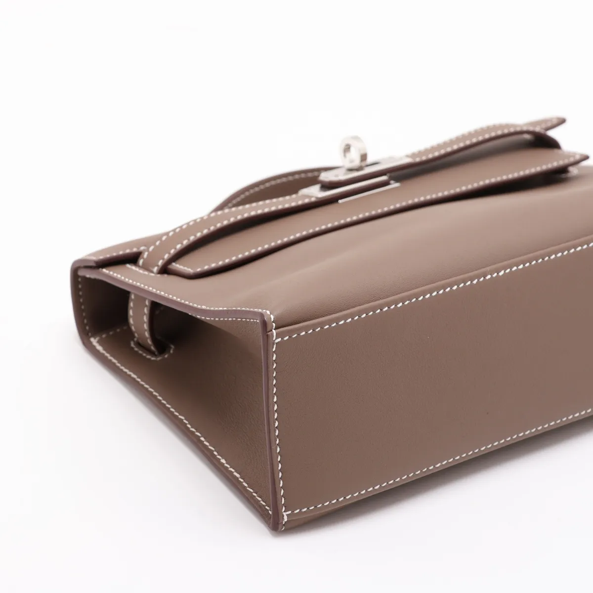 [Individually packaged] Hermes Pochette Kelly Mini, Veau Swift, Etoupe, Silver Hardware, G: 2026 — view 4