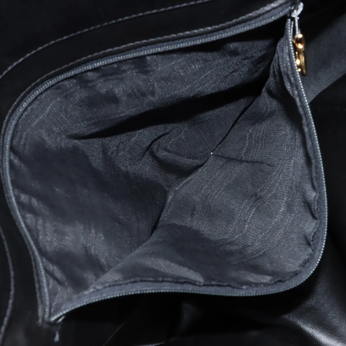 [Individually wrapped] Chanel Supermodel Leather Chain Tote Bag Bicolore Black Gold Hardware — view 11