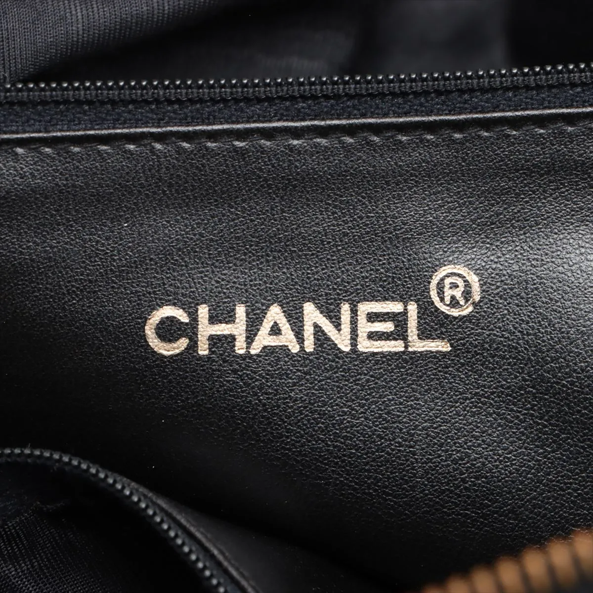 [Individually wrapped] Chanel Supermodel Leather Chain Tote Bag Bicolore Black Gold Hardware — view 12