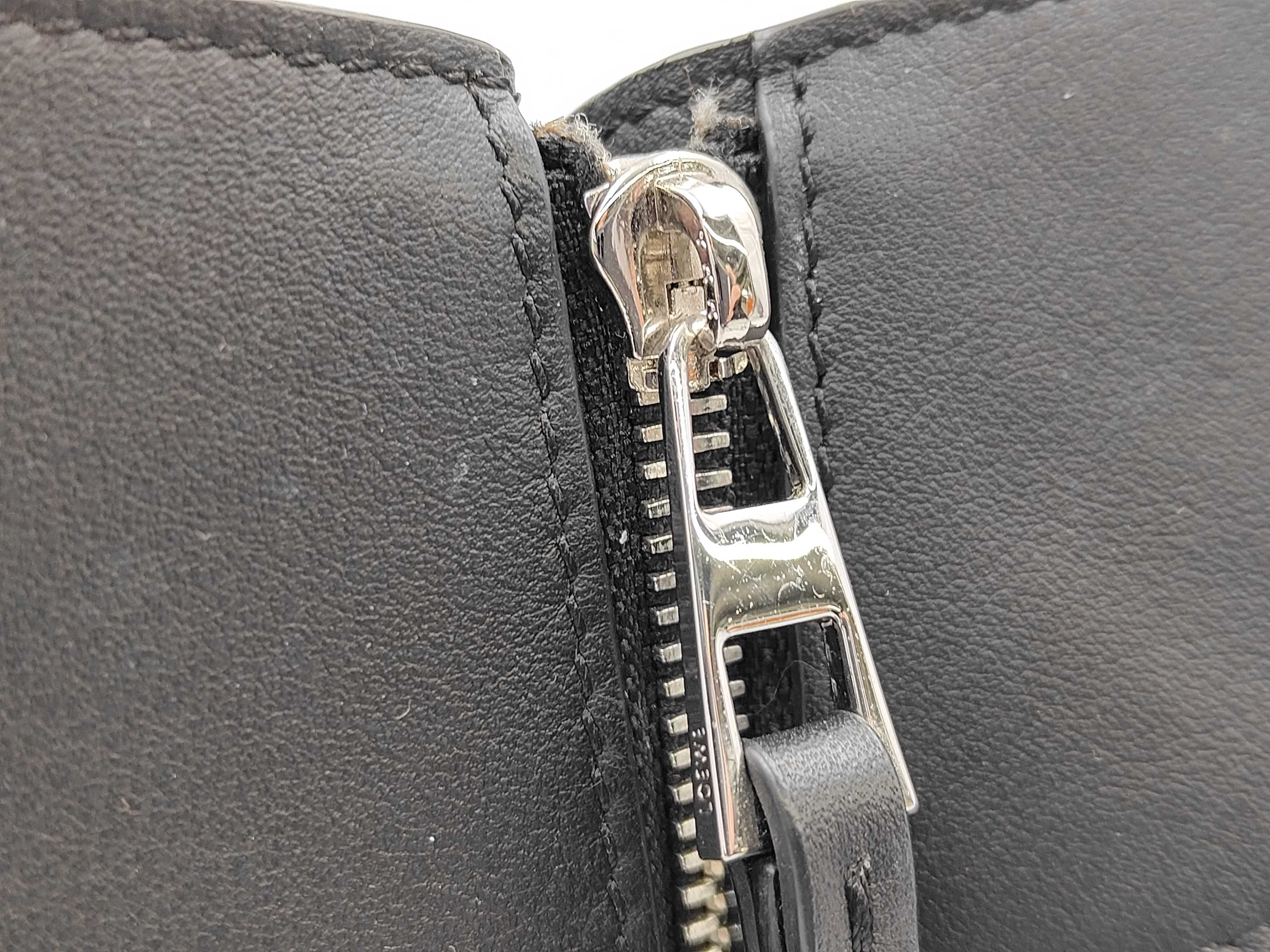 Hammock Bag Compact Classic Calfskin Handbag — view 9