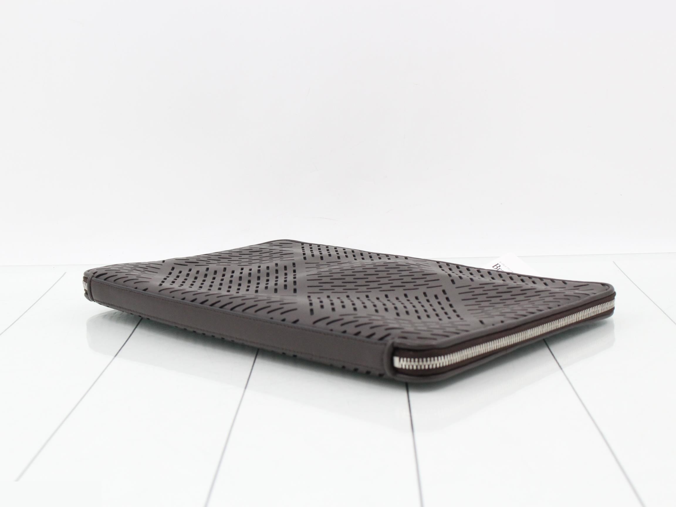 Maxi Intrecciato Clutch Bag, Leather, Brown — view 6