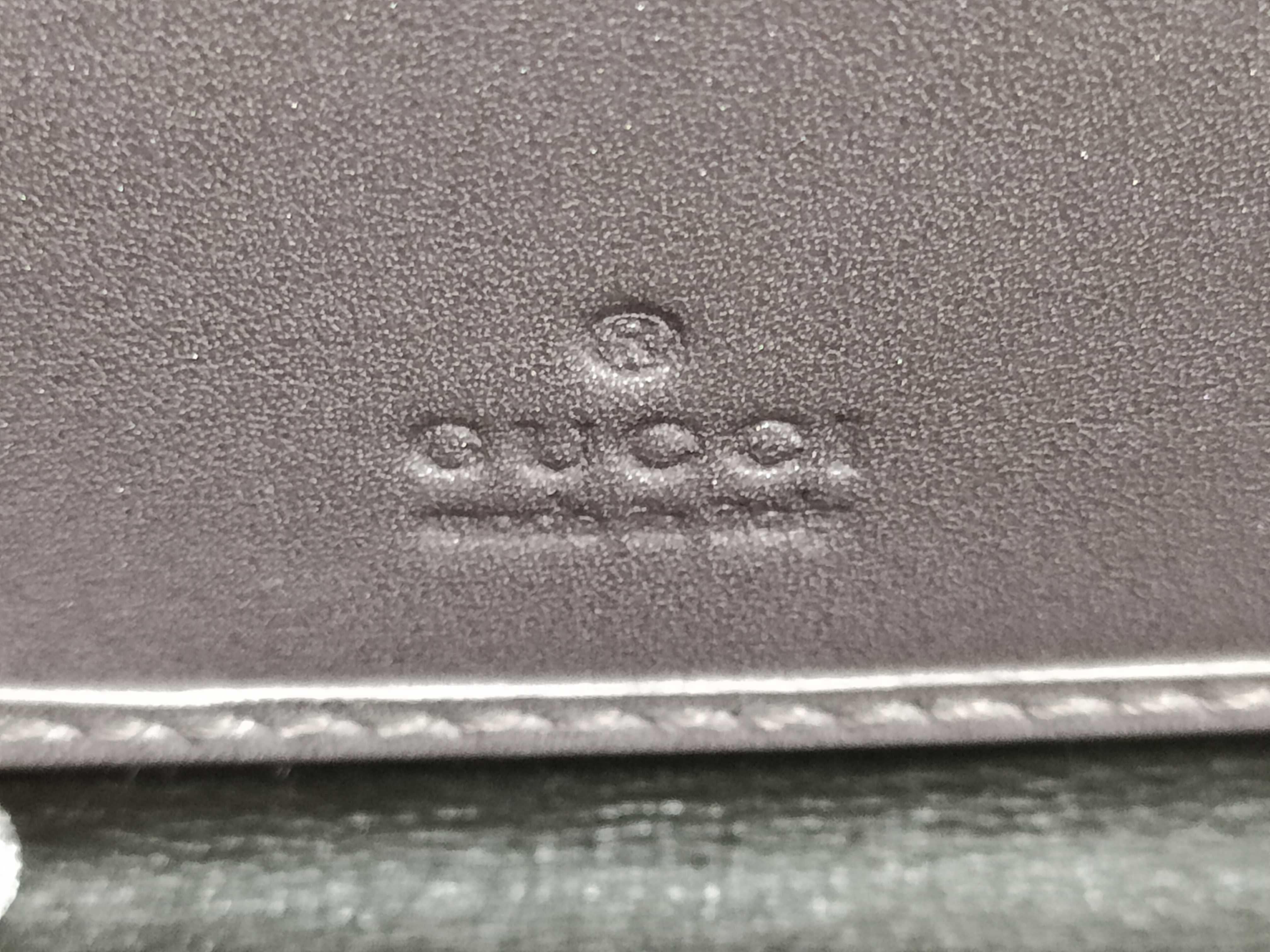 long wallet — view 13