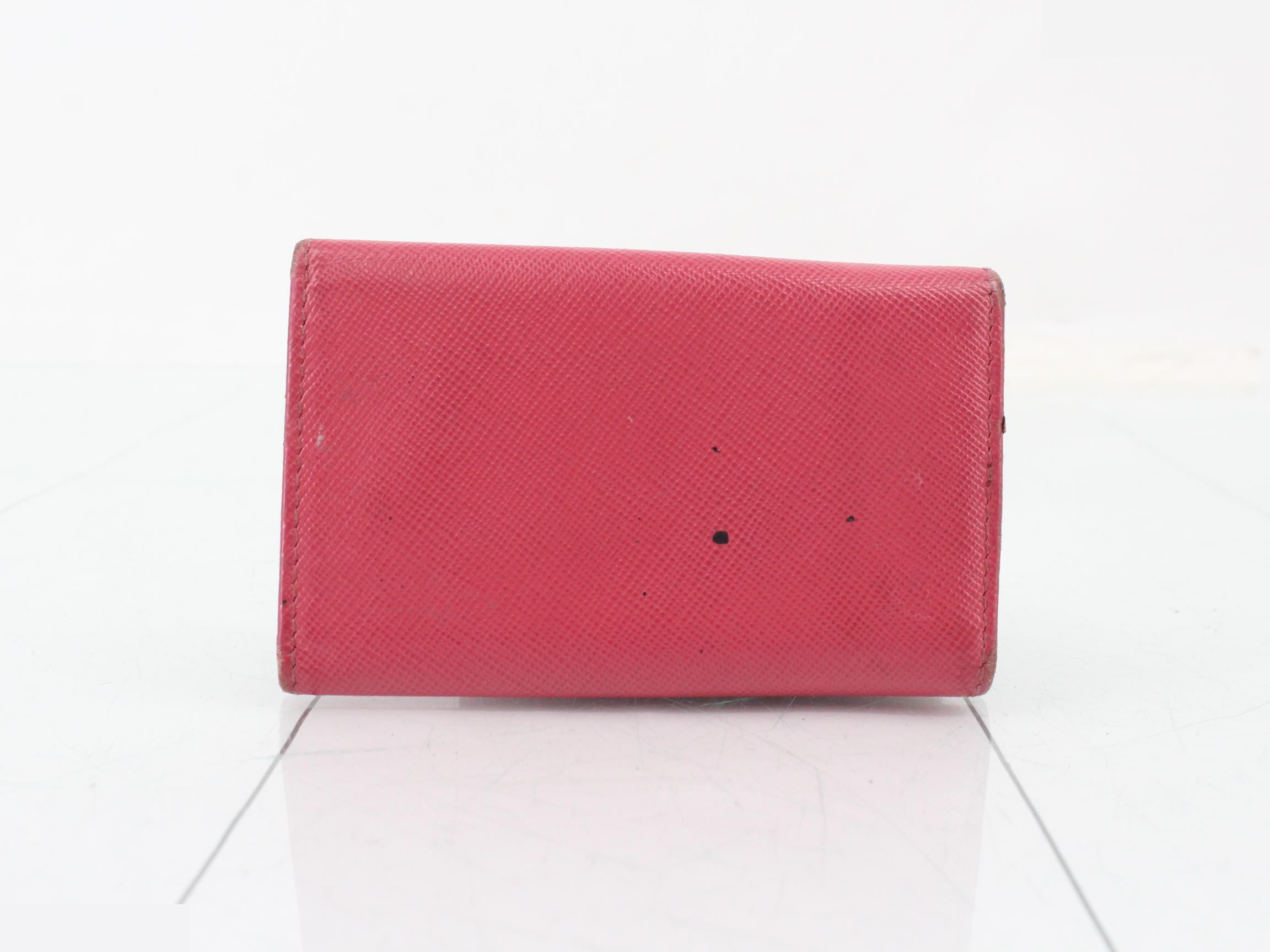 Saffiano leather key case with 6 hooks. — view 2
