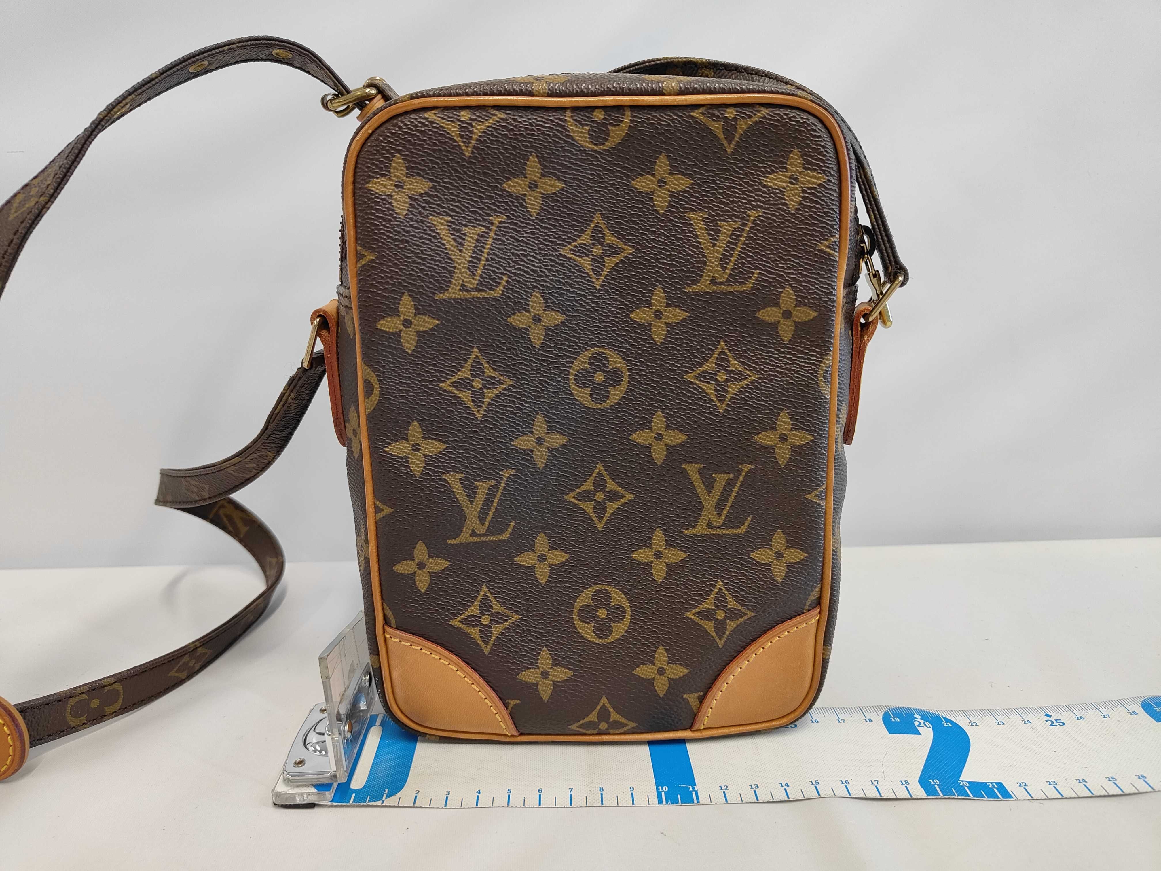 Monogram Amazon M45236 TH0994 Brown Shoulder Bag — view 2