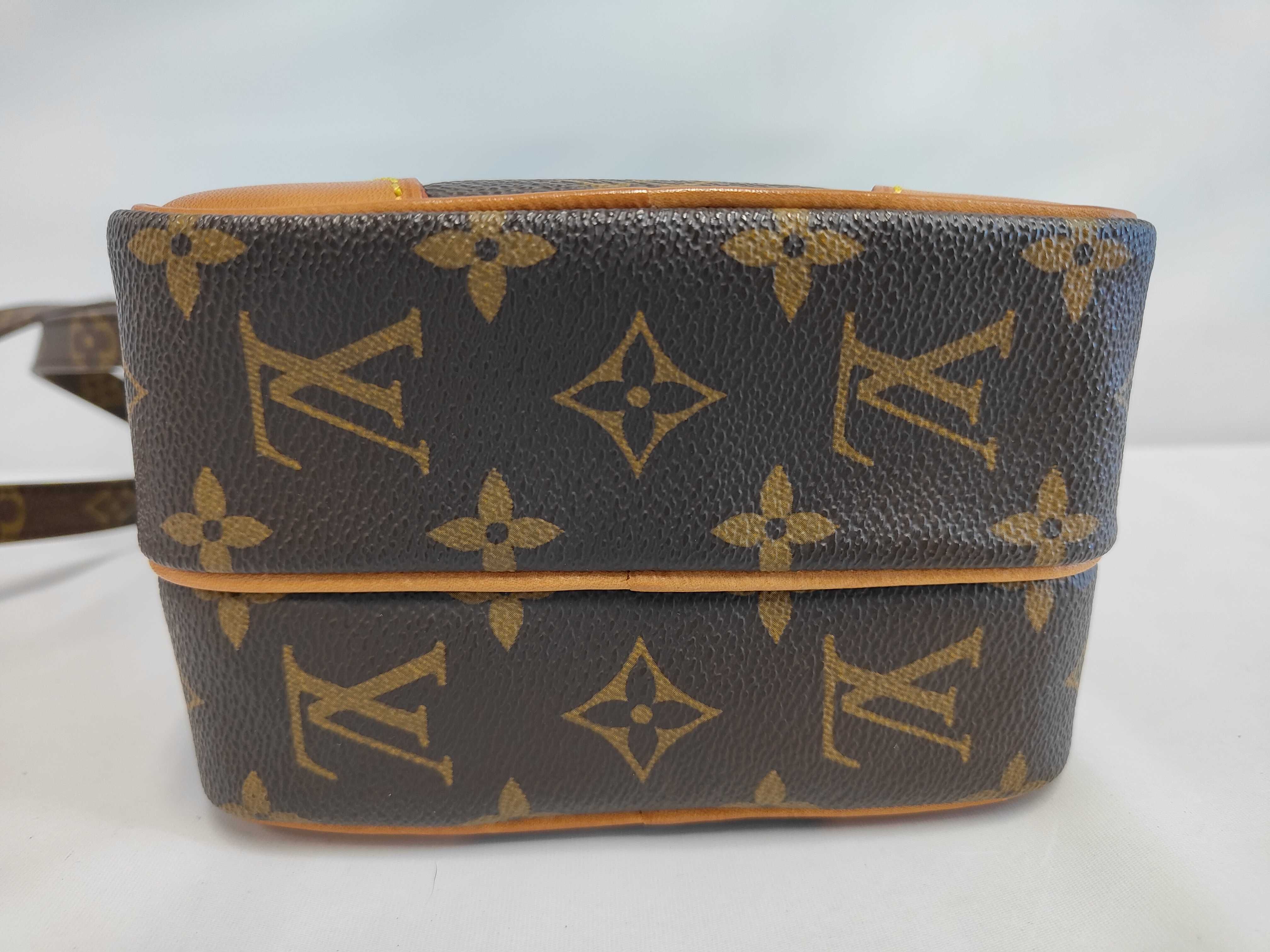 Monogram Amazon M45236 TH0994 Brown Shoulder Bag — view 4