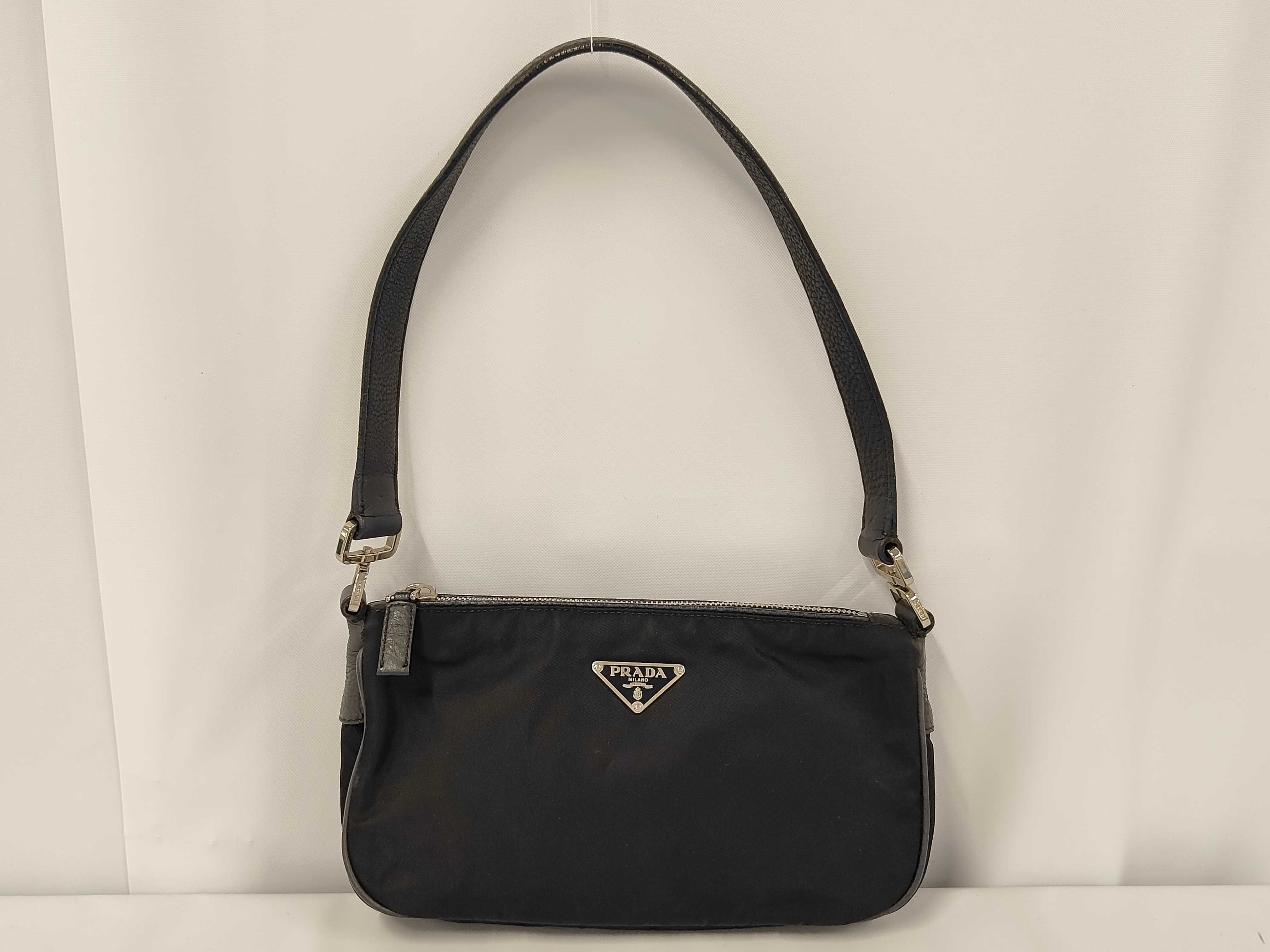 Triangle Logo One-Shoulder Bag (Shoulder Bag)