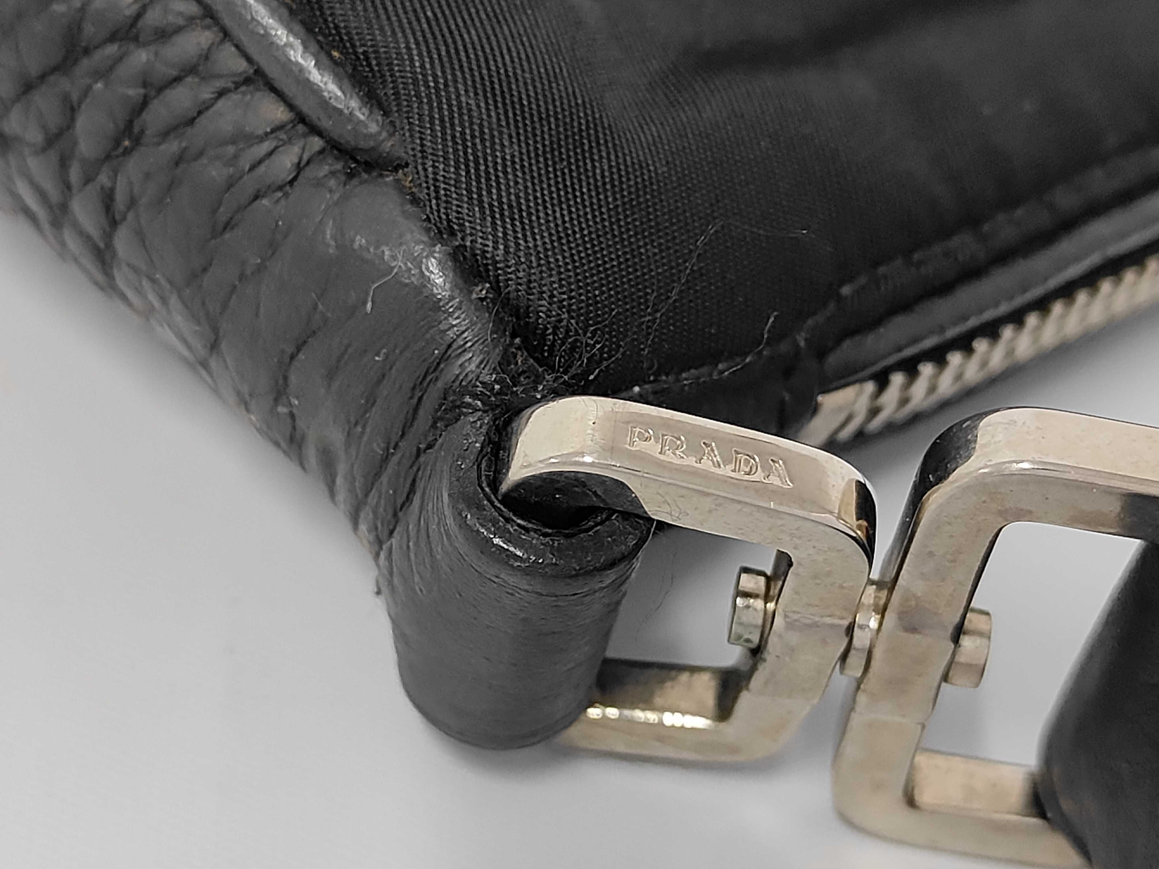 Triangle Logo One-Shoulder Bag (Shoulder Bag) — view 5