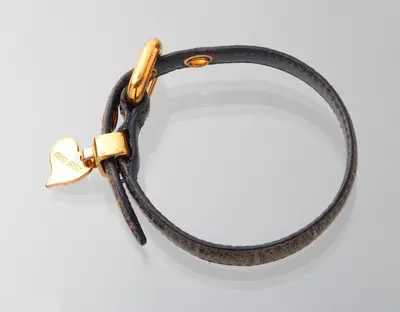 Other lines: Small items, accessories, bracelets, bangles (leather, fabric).