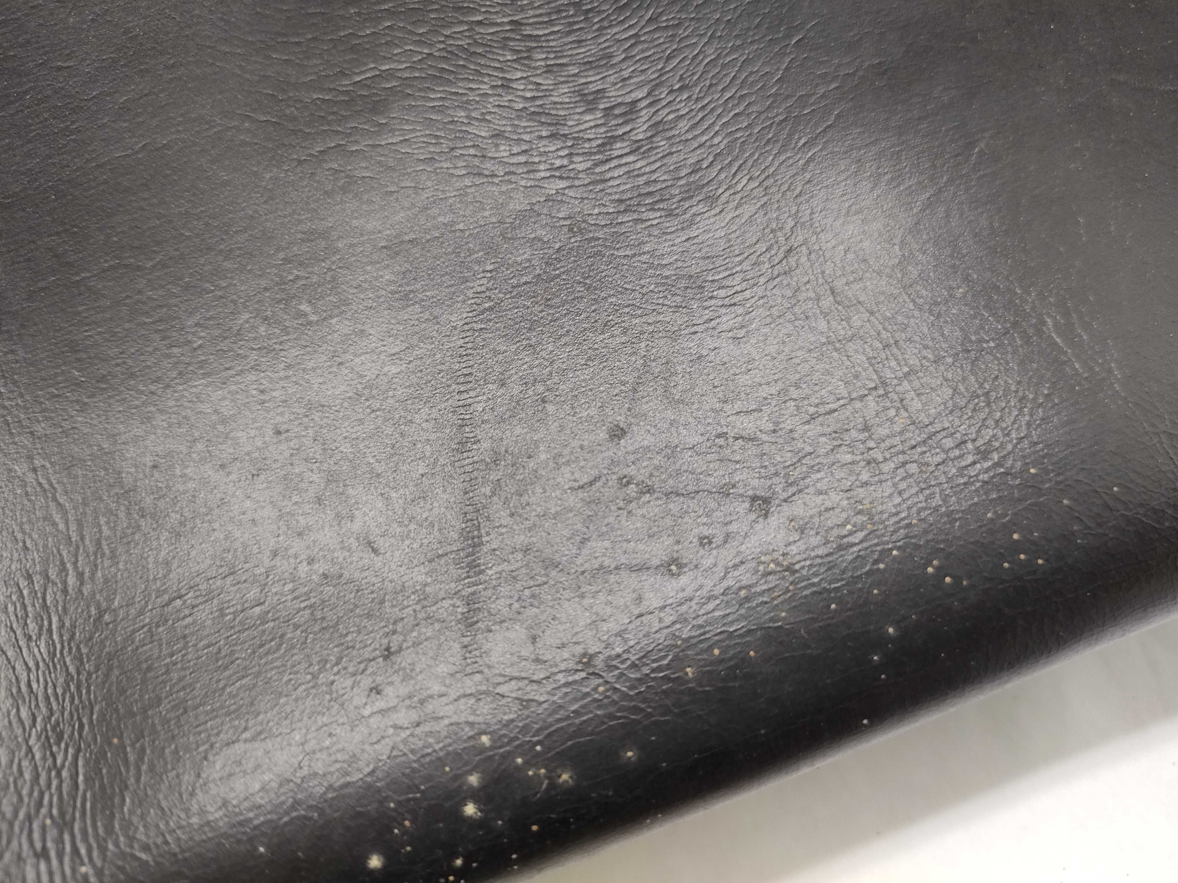 Handbag / Leather Handbag — view 14