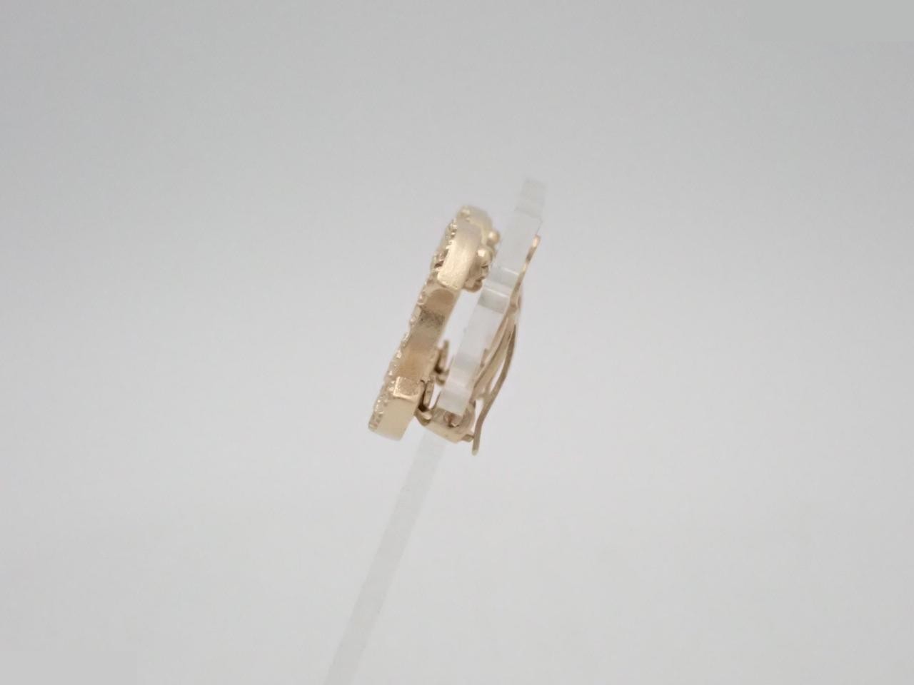 Earrings 08A, Coco Mark, Camellia, 2.3cm wide, Gold — view 3