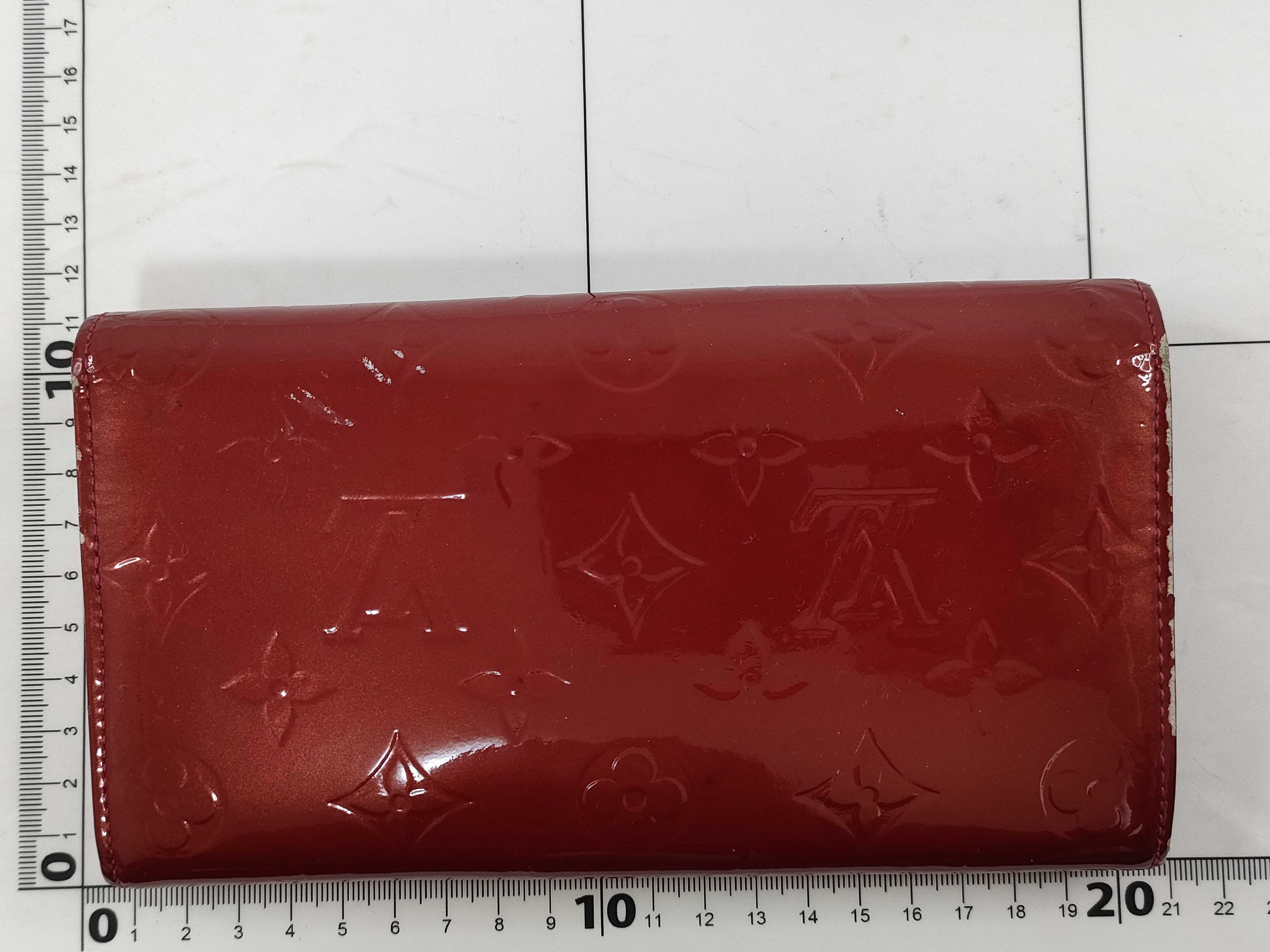 Vernis Louis Vuitton Vernis Portefeuille Sarah M93530? (ky24668) Wallet — view 2