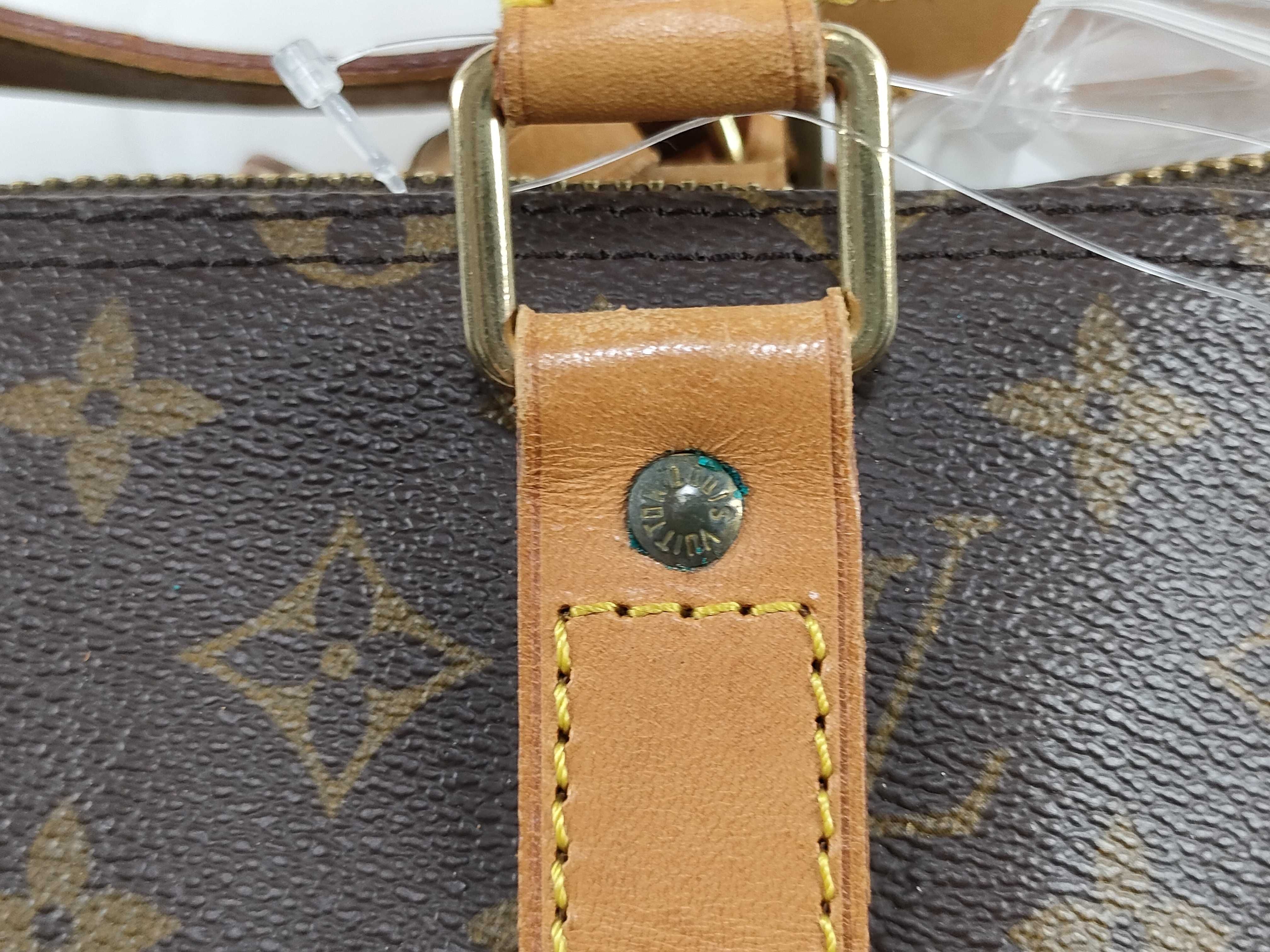 Monogram LV Keepall Bandoulière Boston Bag with Strap — view 5