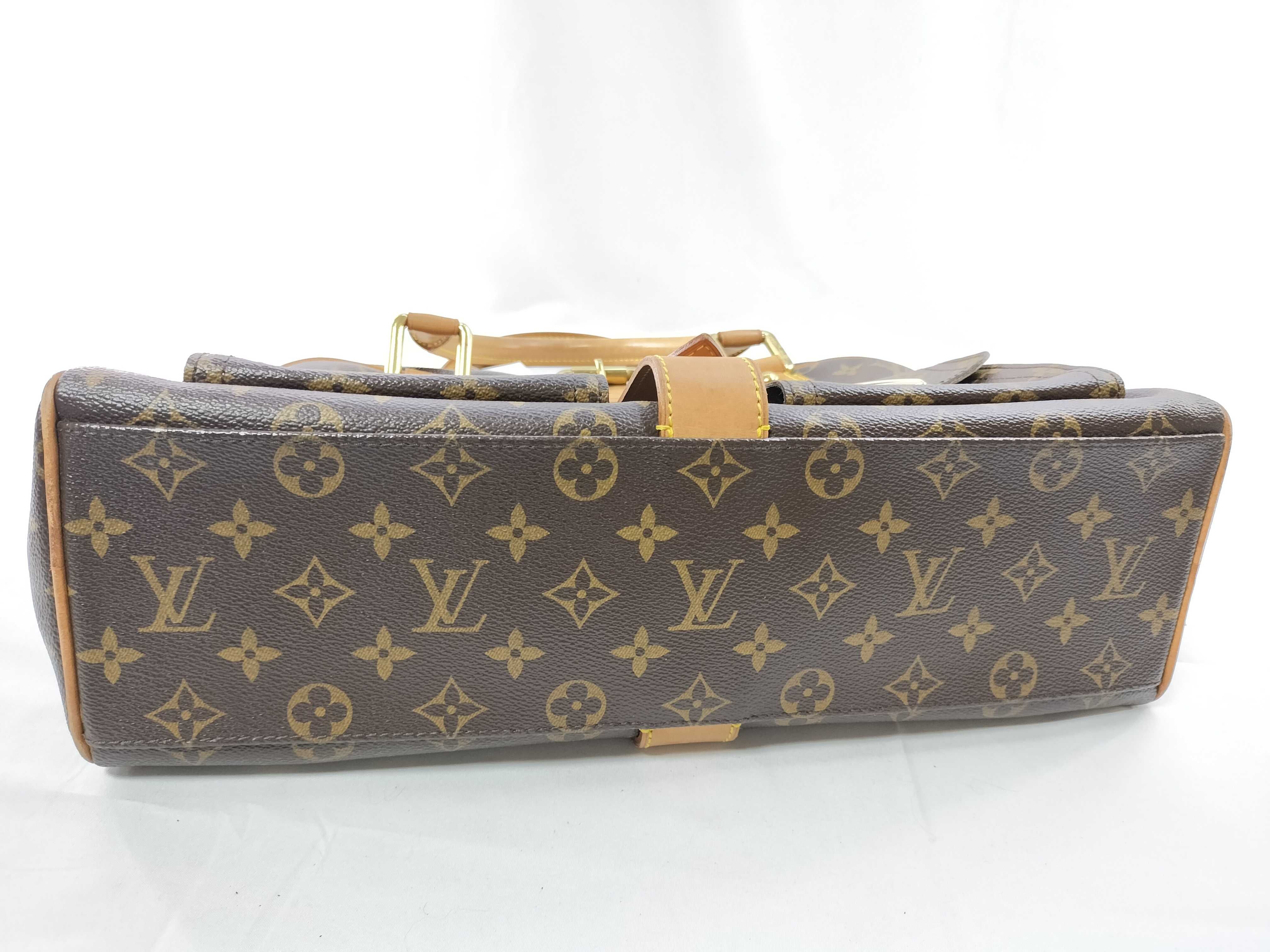 Monogram M40025 Manhattan GM Handbag — view 7