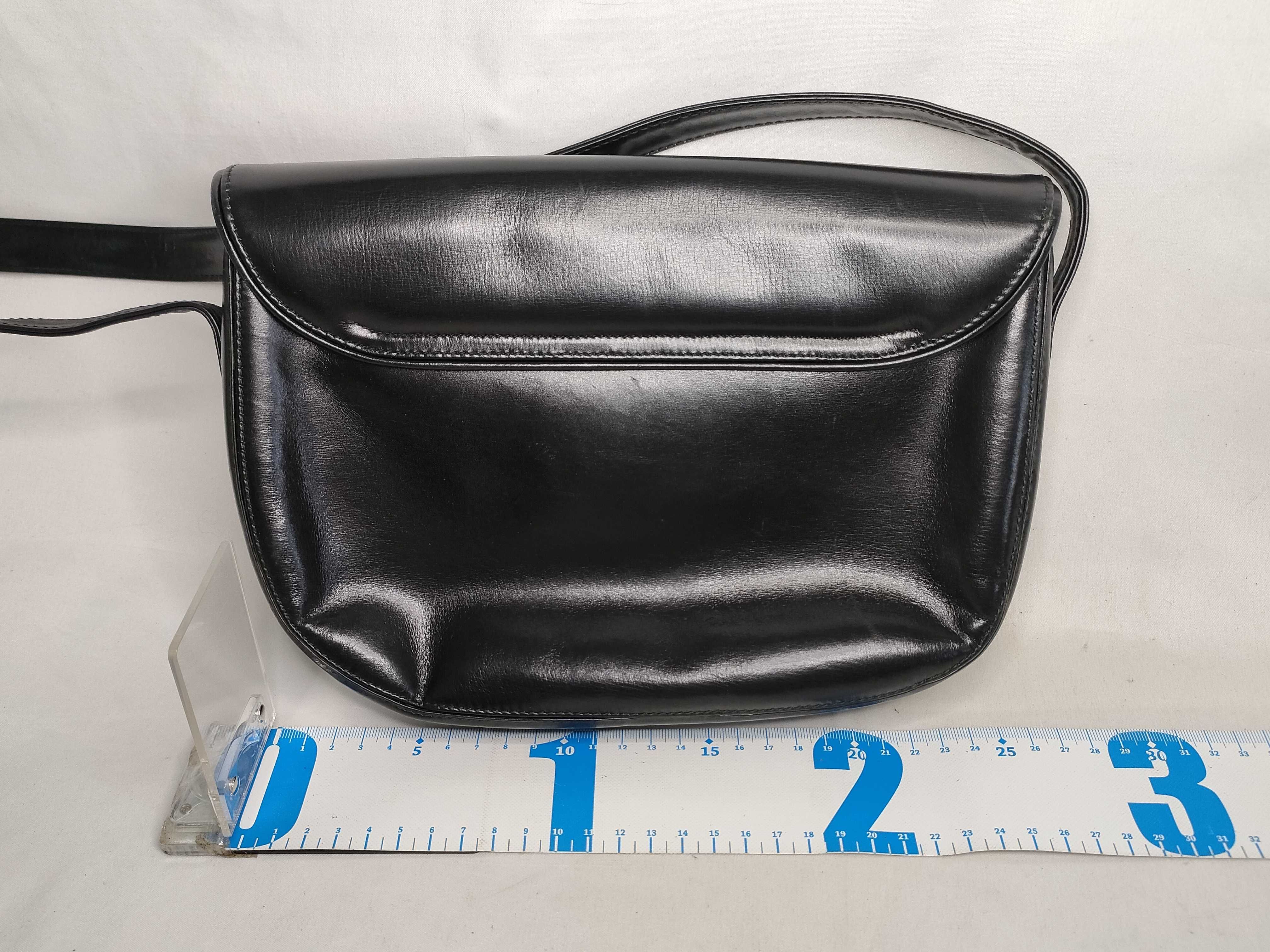 All-Leather Shoulder Bag, Black — view 2
