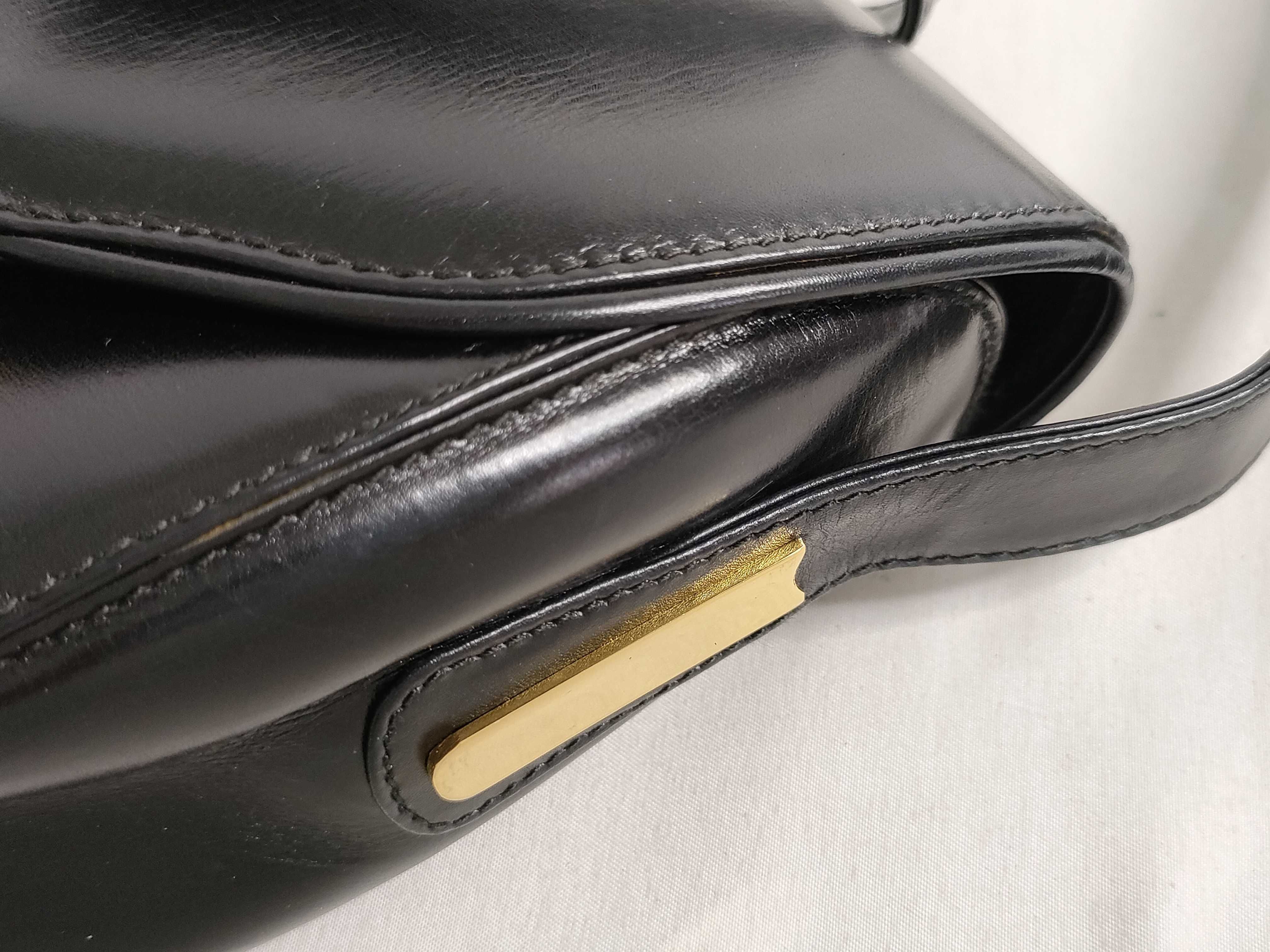 All-Leather Shoulder Bag, Black — view 5