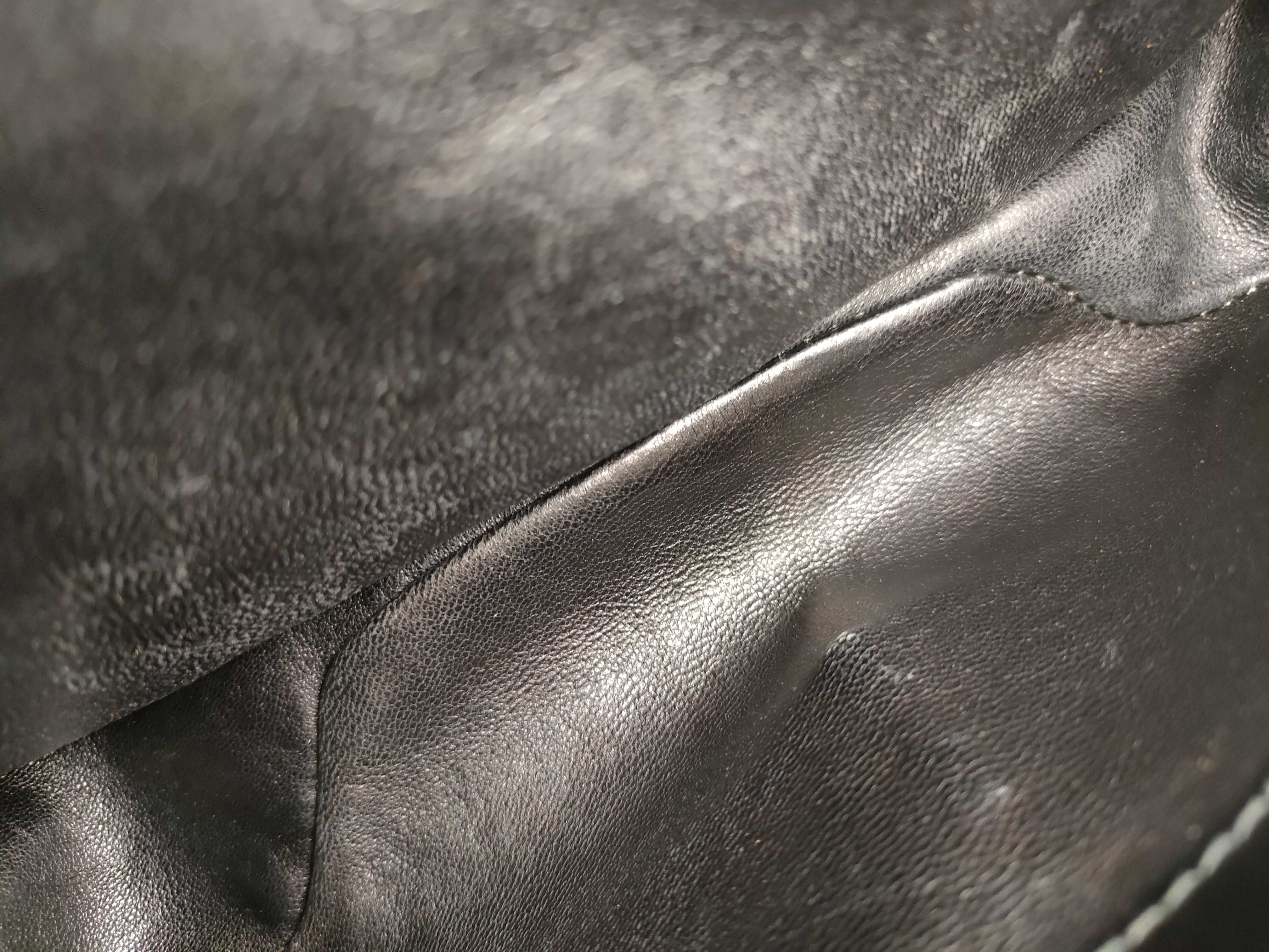 All-Leather Shoulder Bag, Black — view 10