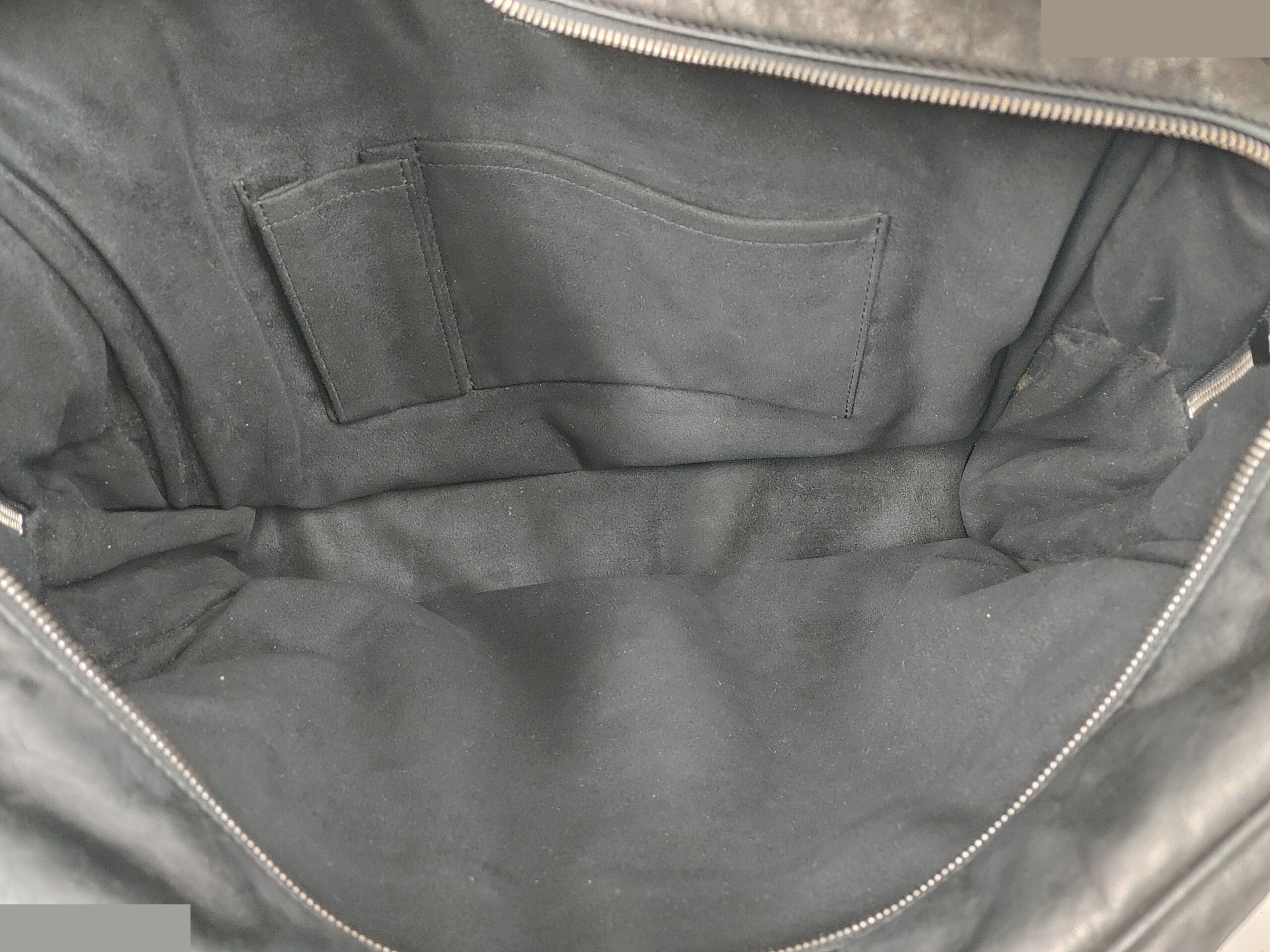 Monogram Leather Upton M92400 LB0032 Monogram Diffille — view 10