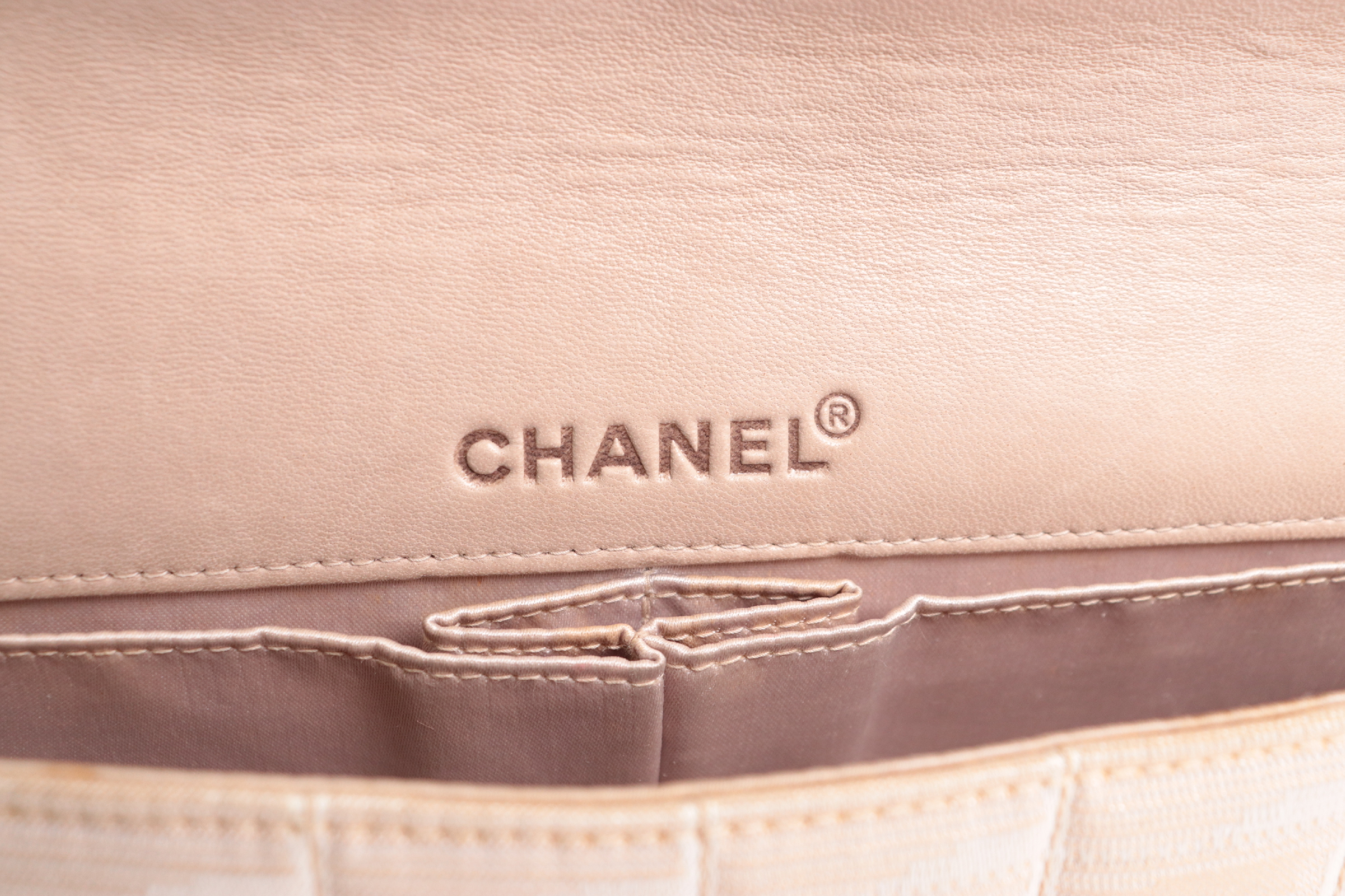 New Travel Shoulder Bag, Beige, Series 6 (Shoulder Bag) — view 7