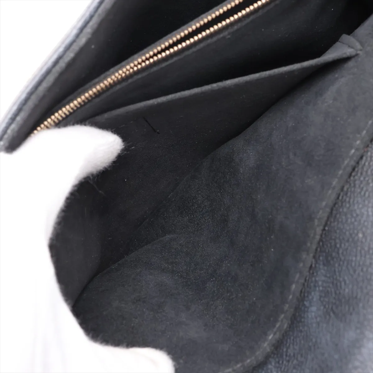Monogram Empreinte Madeleine - Black M45976 RFID detected — view 11