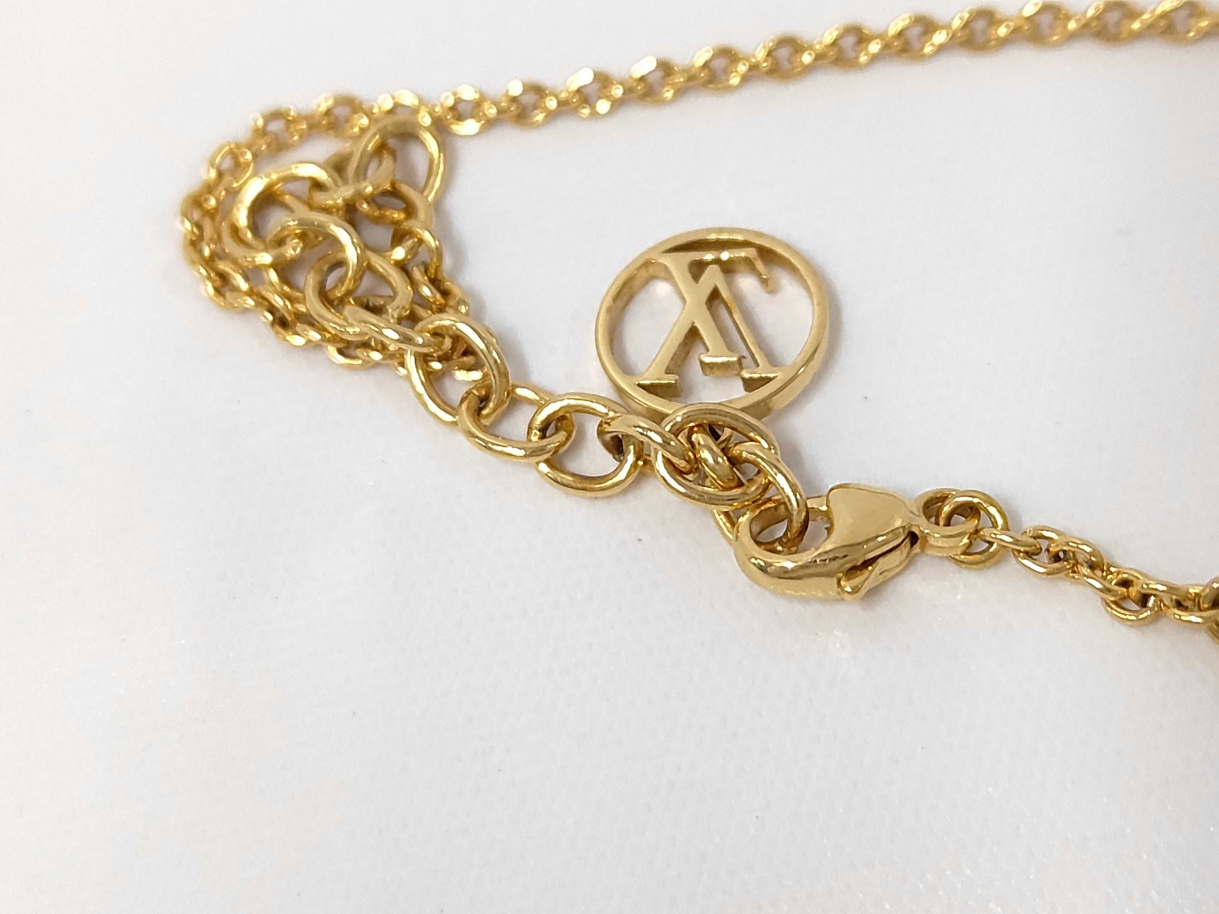 Essential V Necklace M61083 OB0220 Necklace — view 5